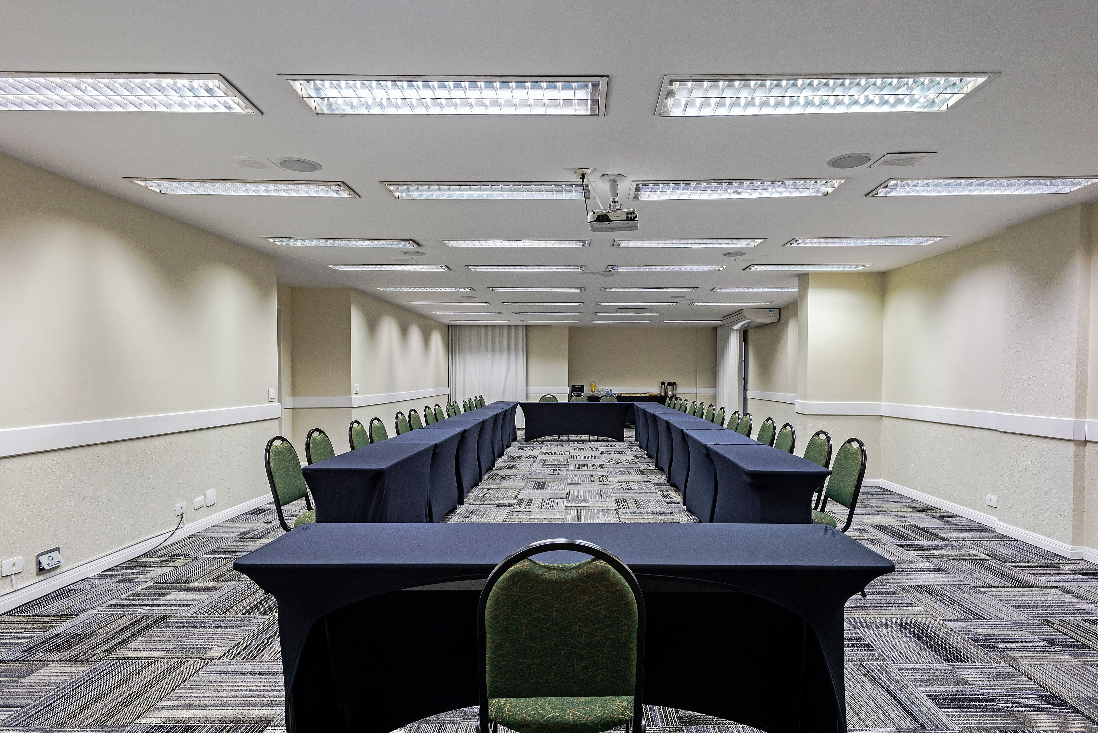 Slaviero Curitiba Shopping