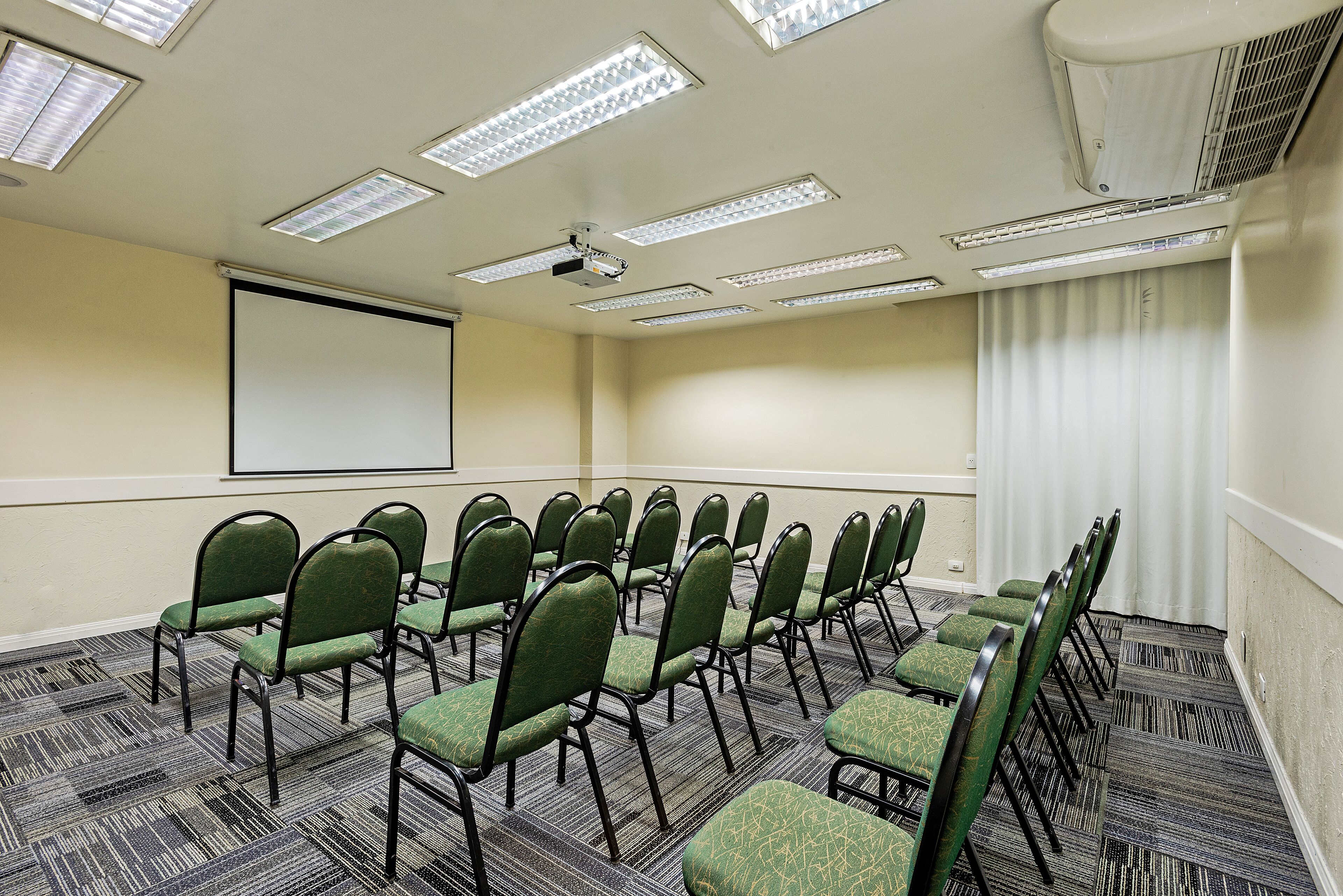 Slaviero Curitiba Shopping