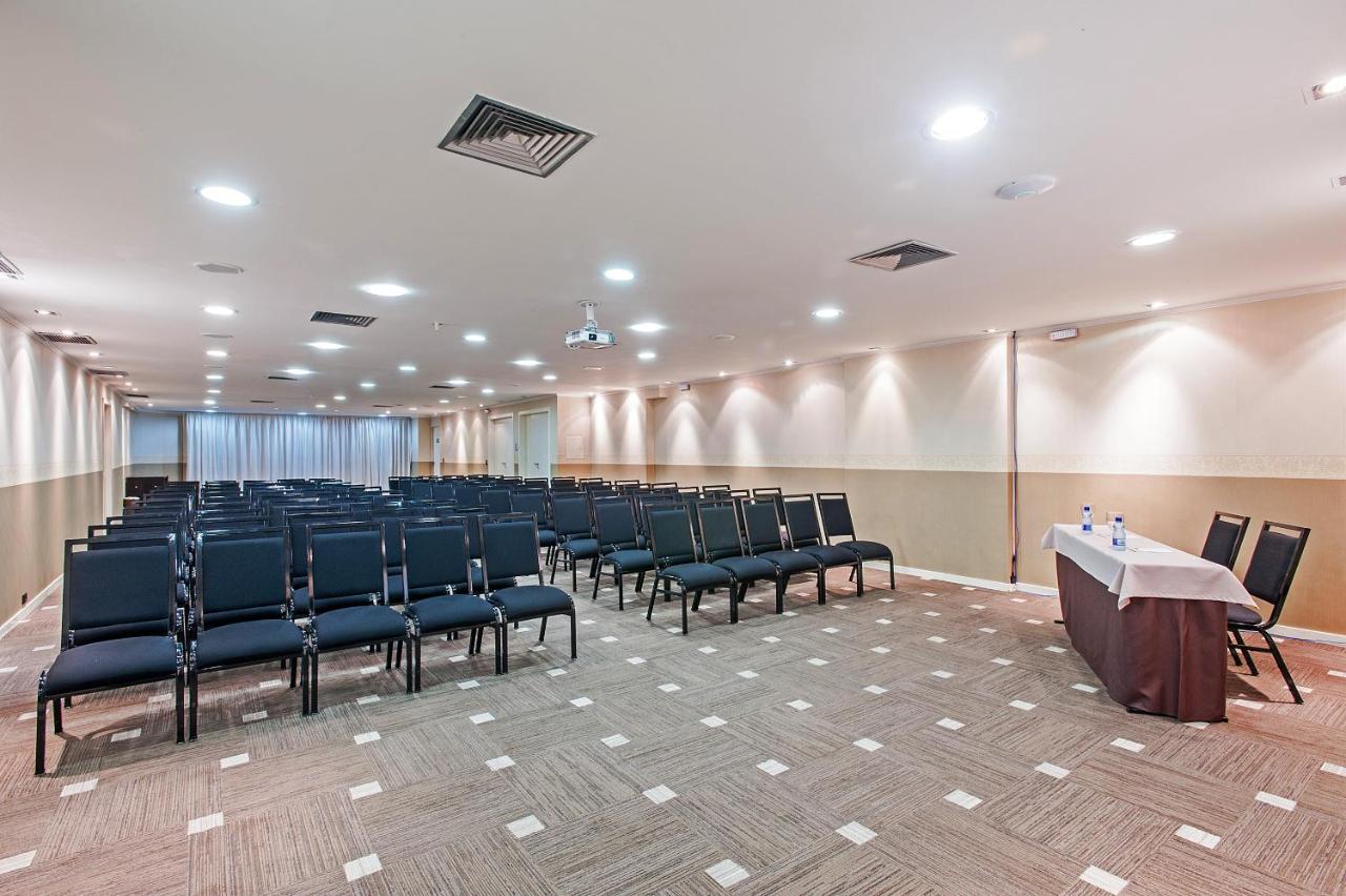 Full Jazz by Slaviero Hotéis