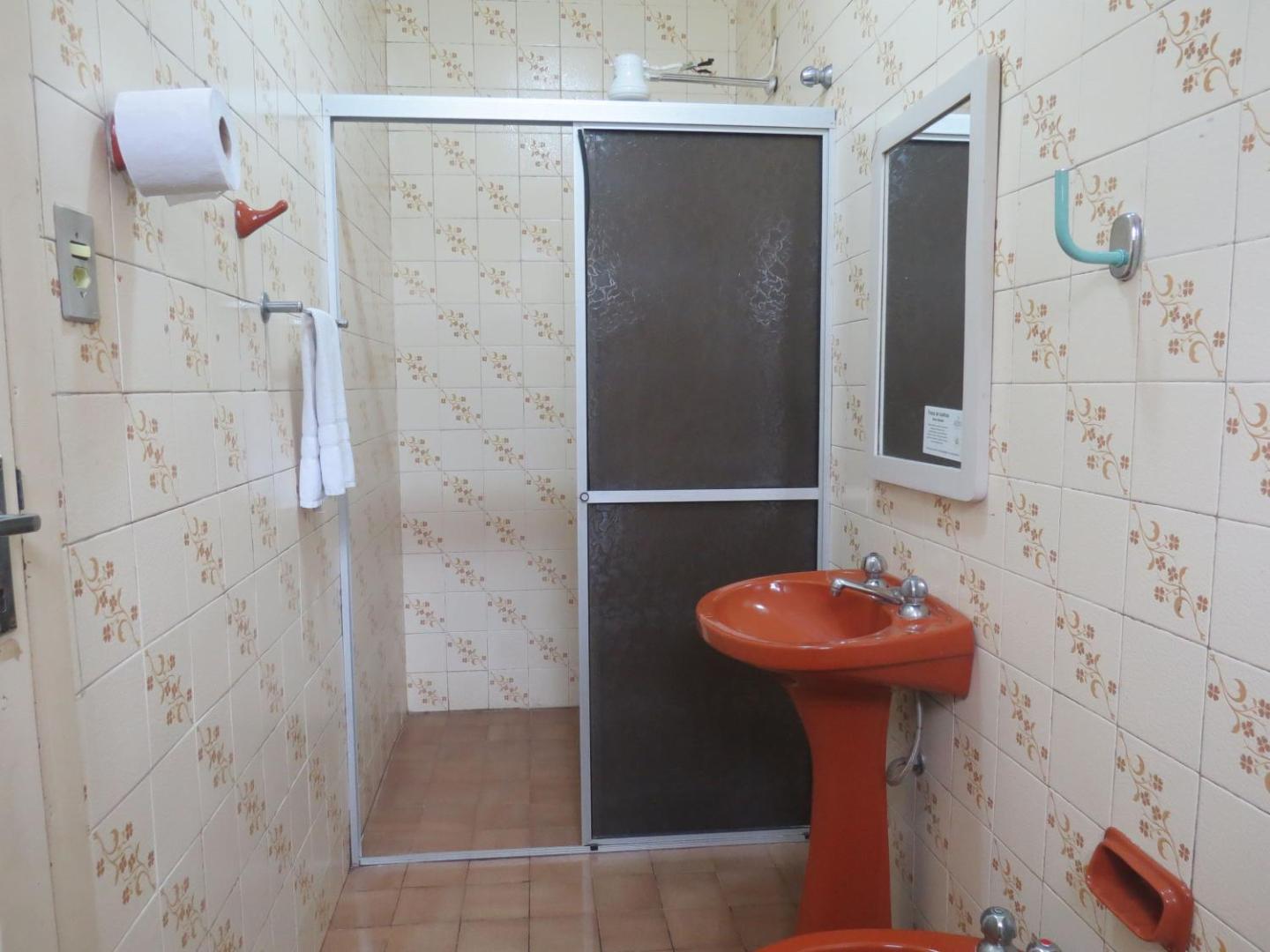 Adoro Hotel