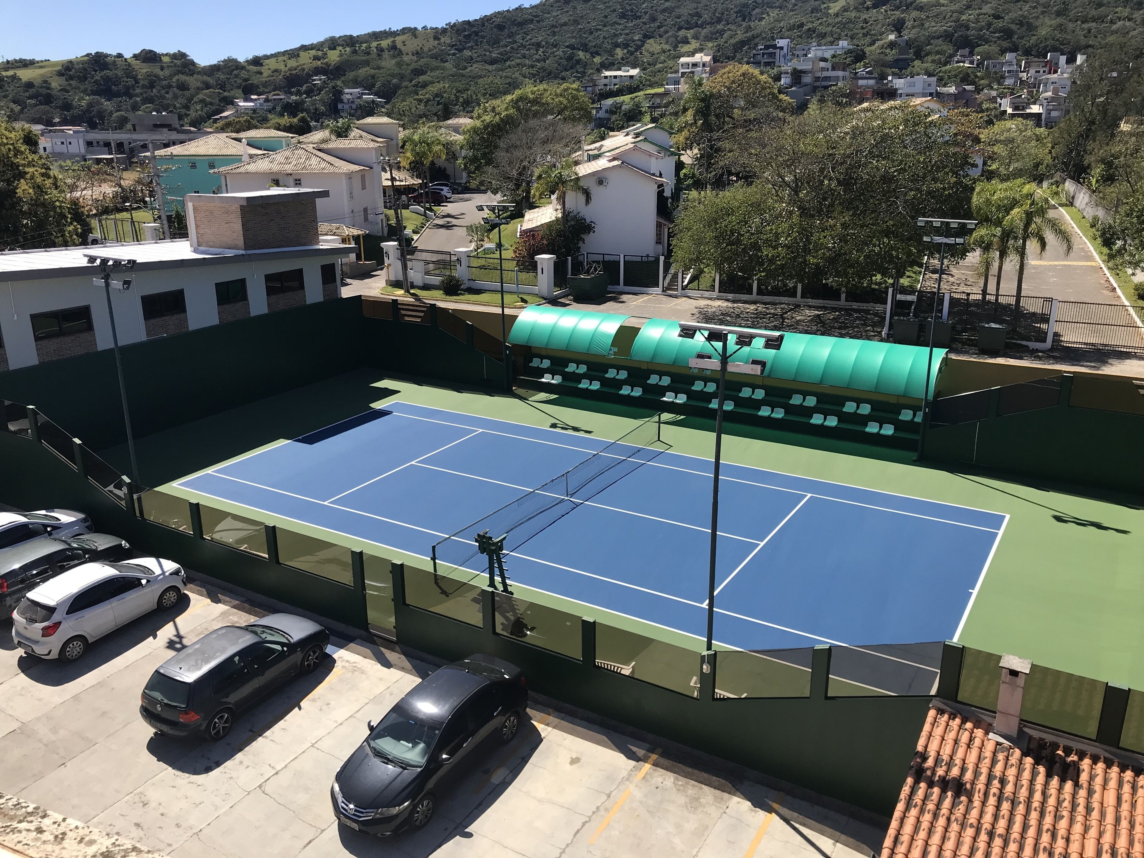 Candeias Basfak Praia