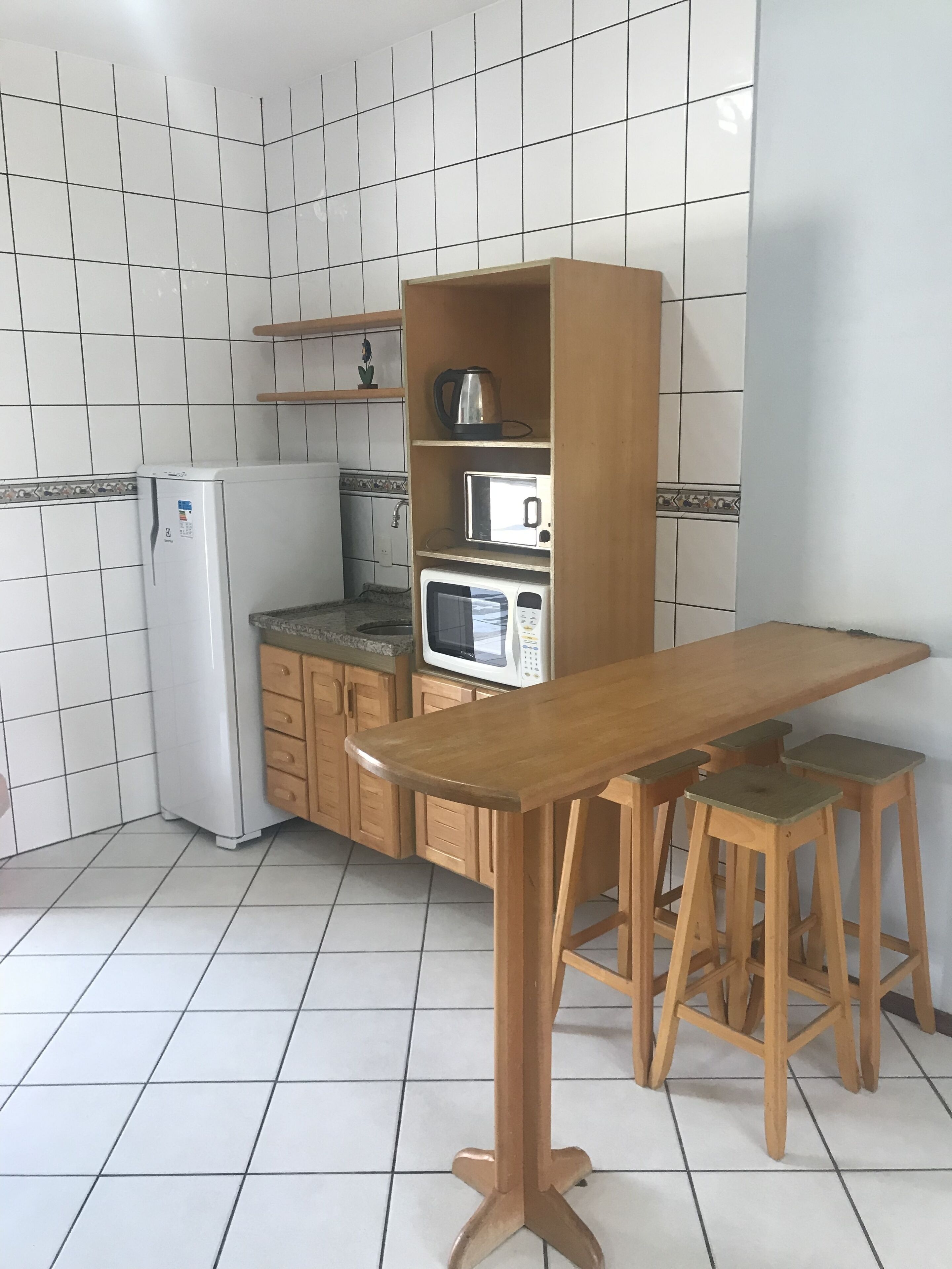 Candeias Basfak Praia