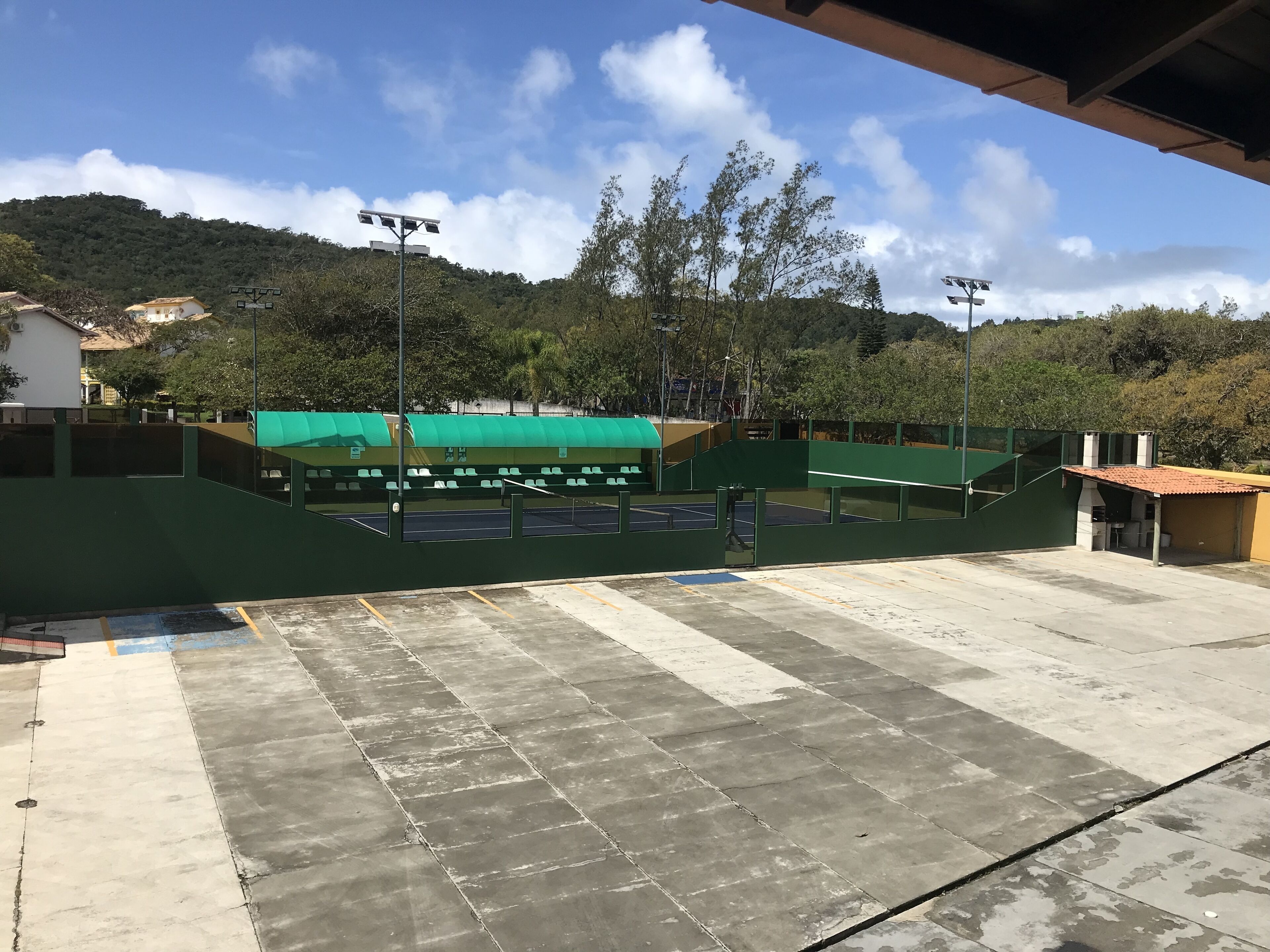 Candeias Basfak Praia