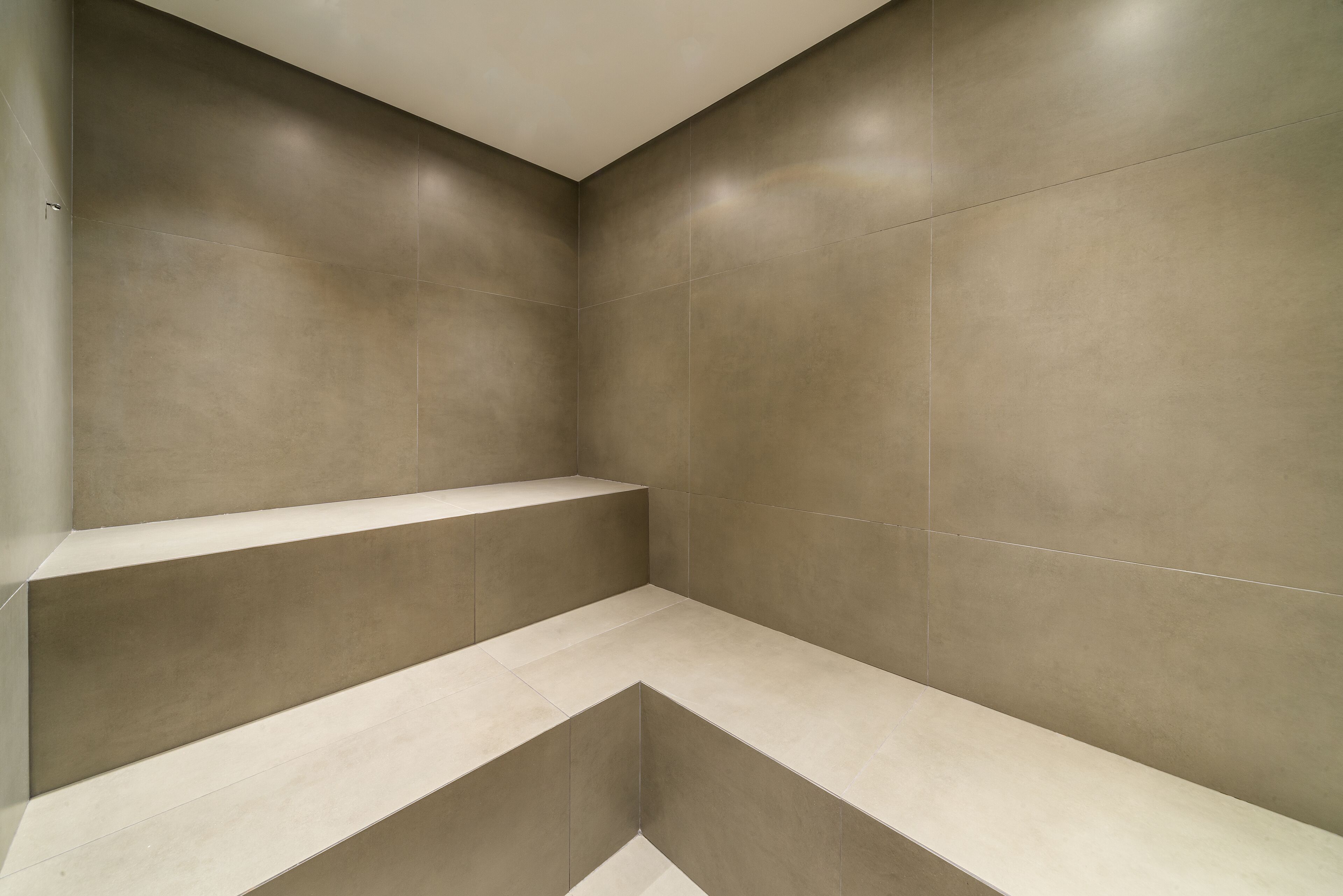 Chateau Laghetto Collection