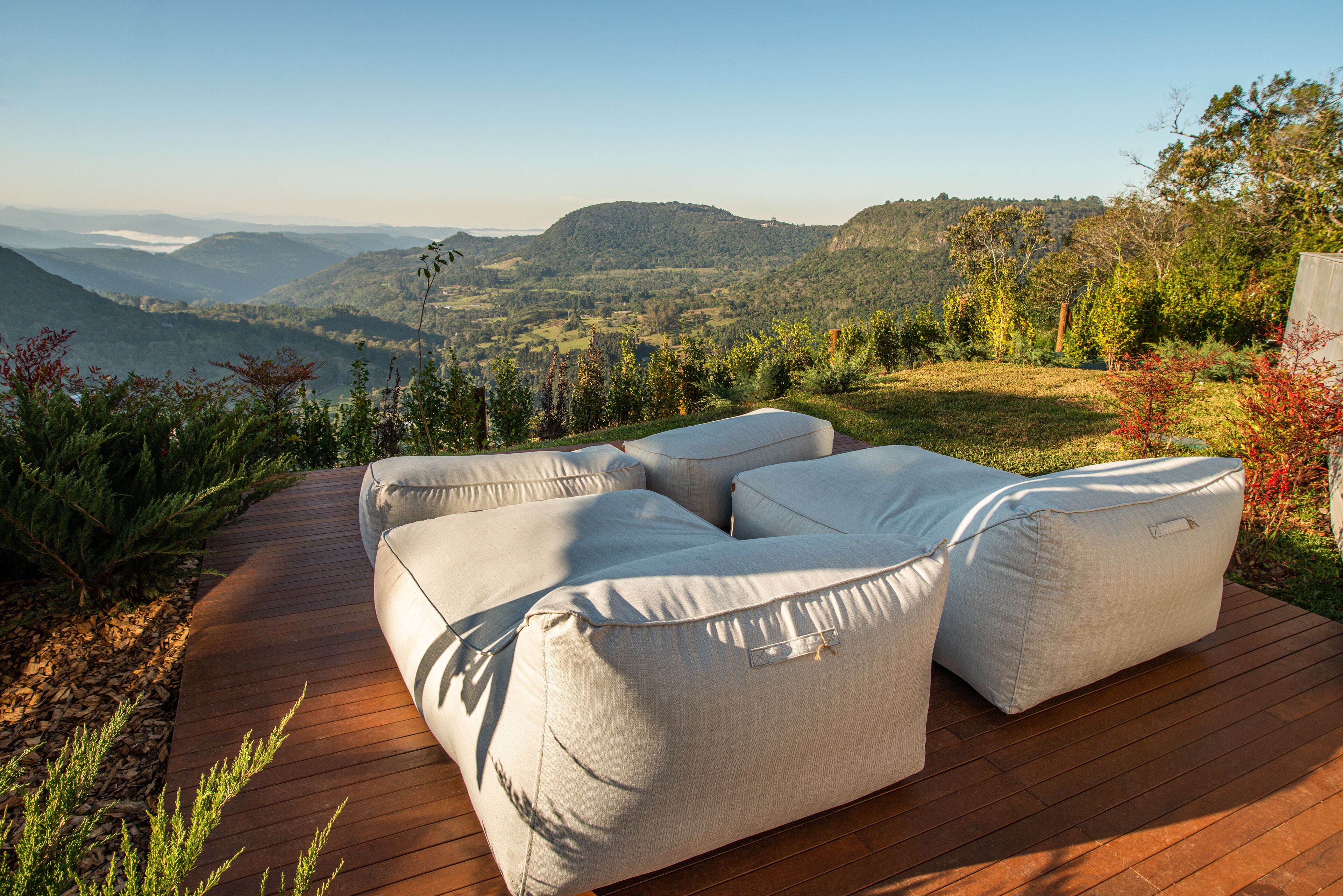 Chateau Laghetto Collection