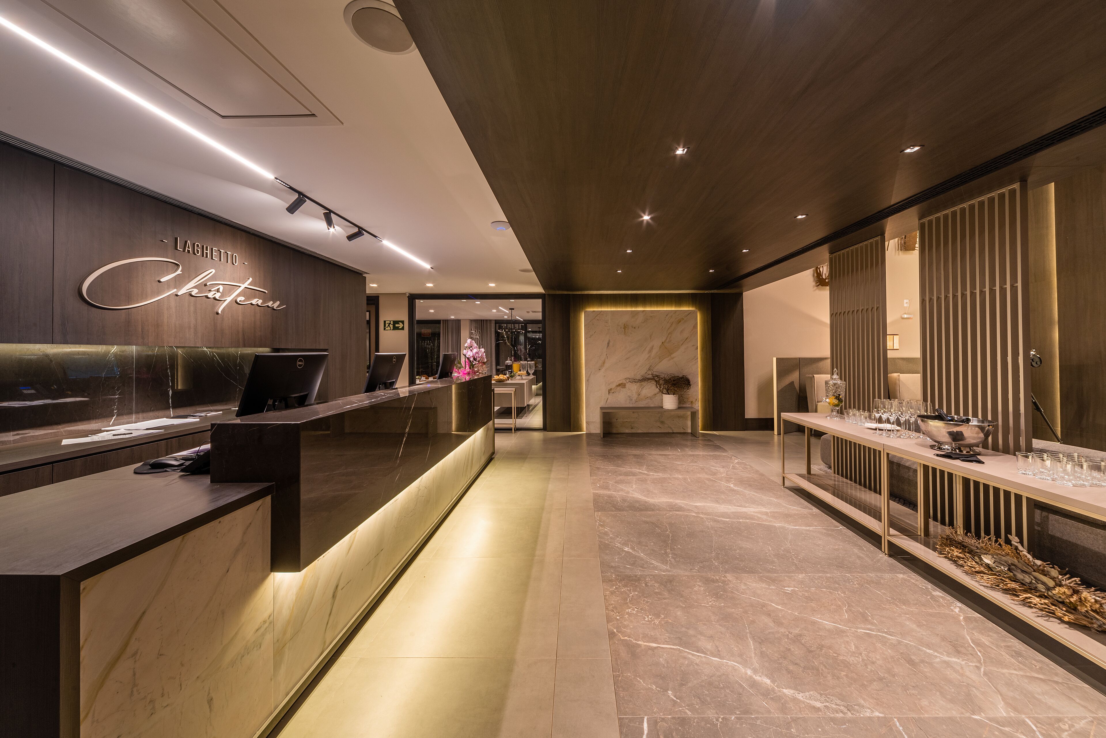 Chateau Laghetto Collection