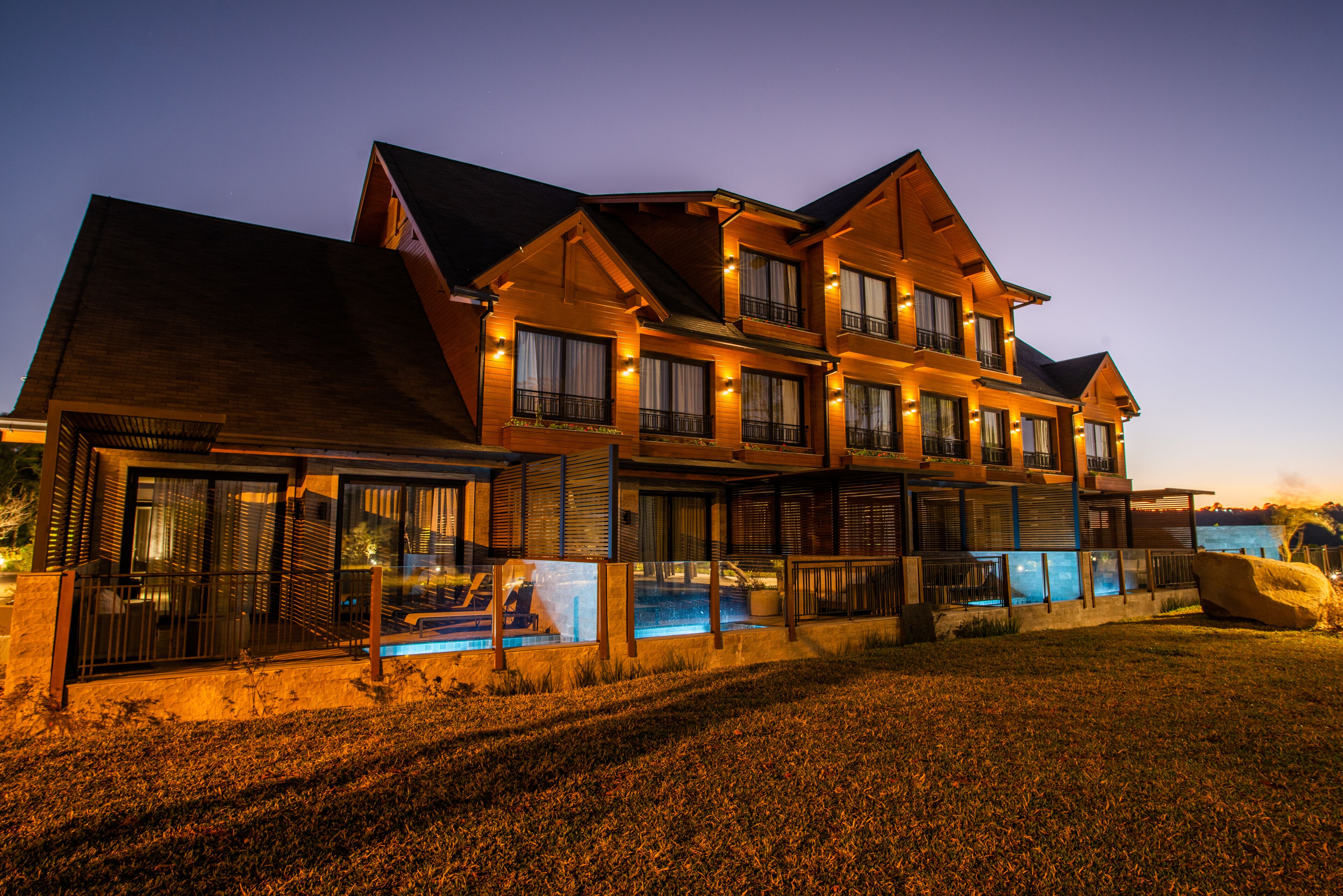 Chateau Laghetto Collection