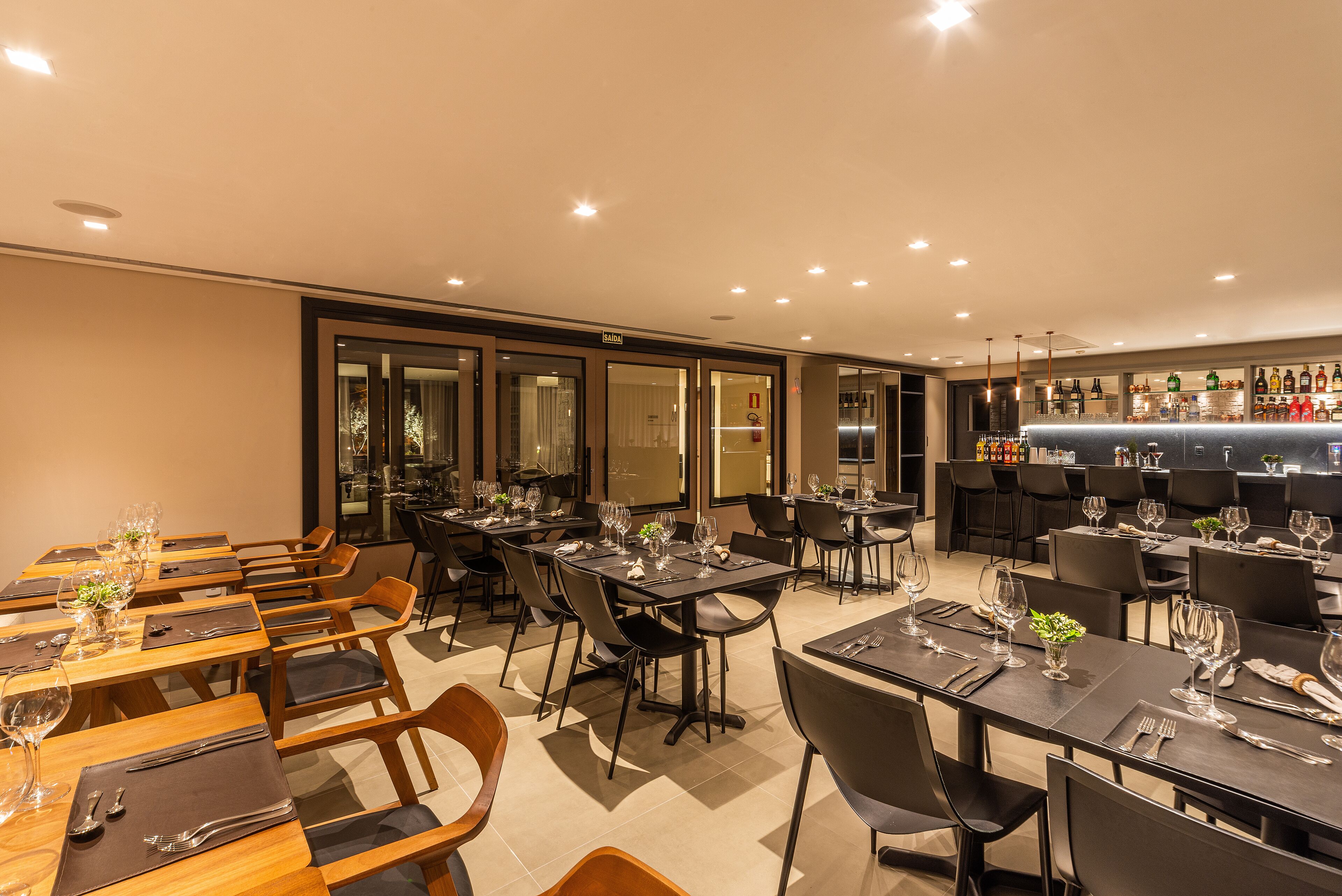 Chateau Laghetto Collection