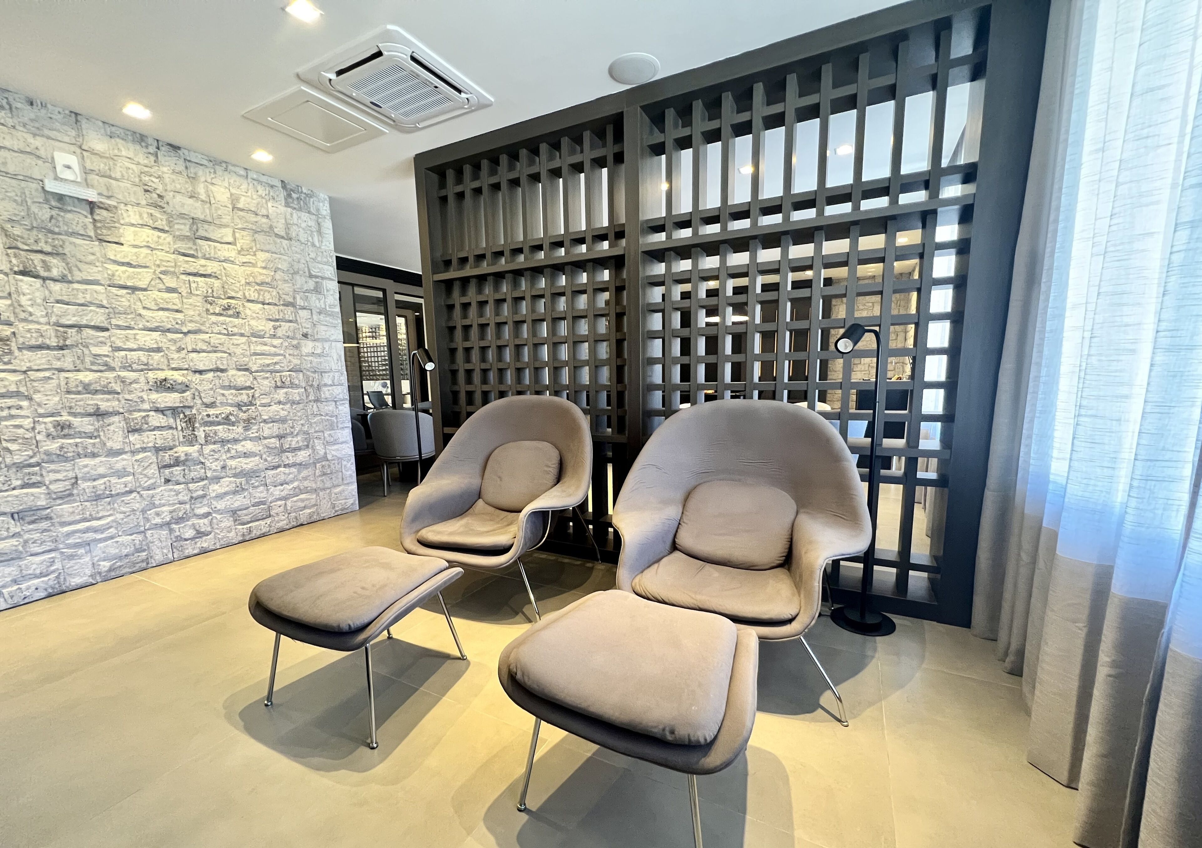 Chateau Laghetto Collection