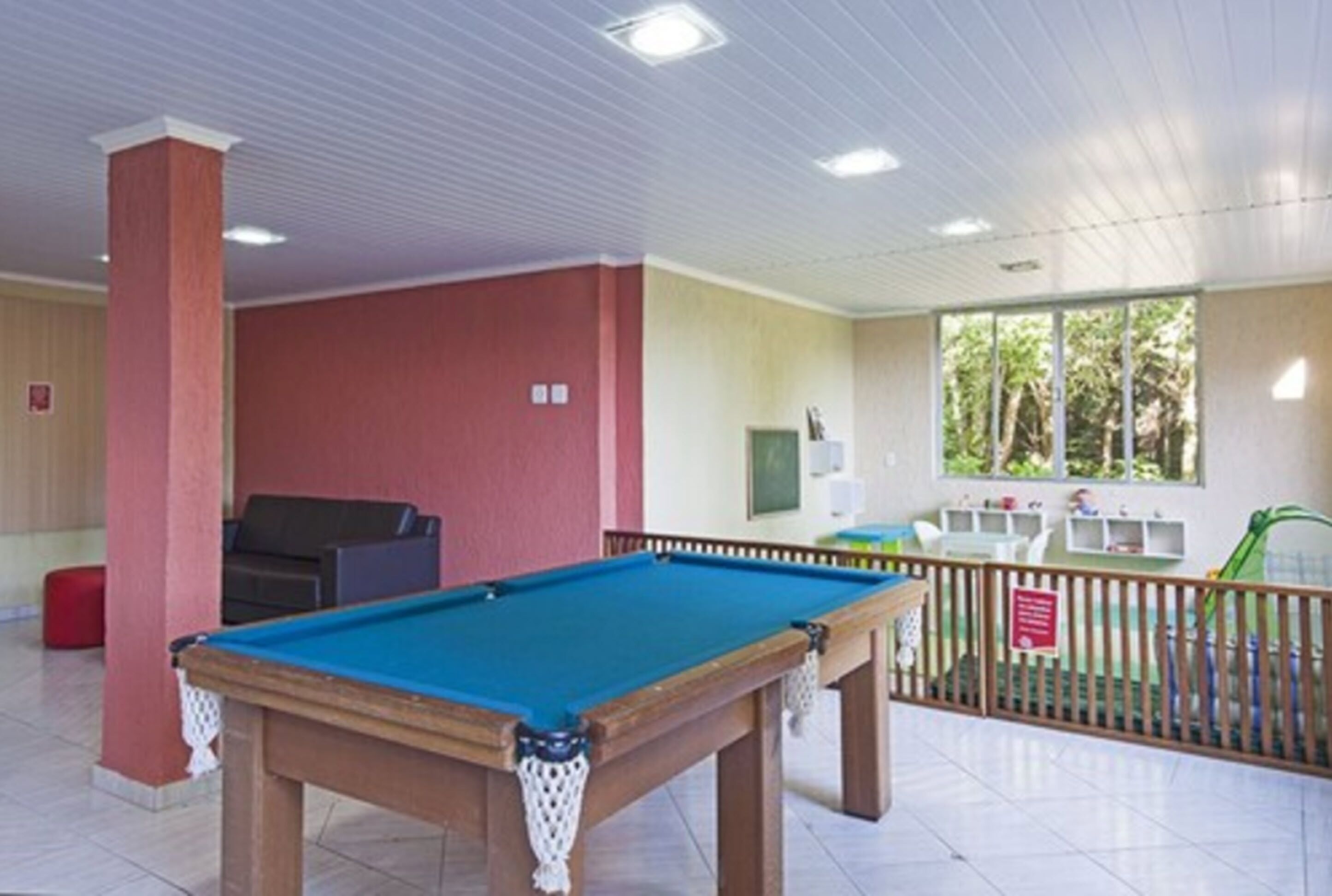 Hotel Galo Vermelho