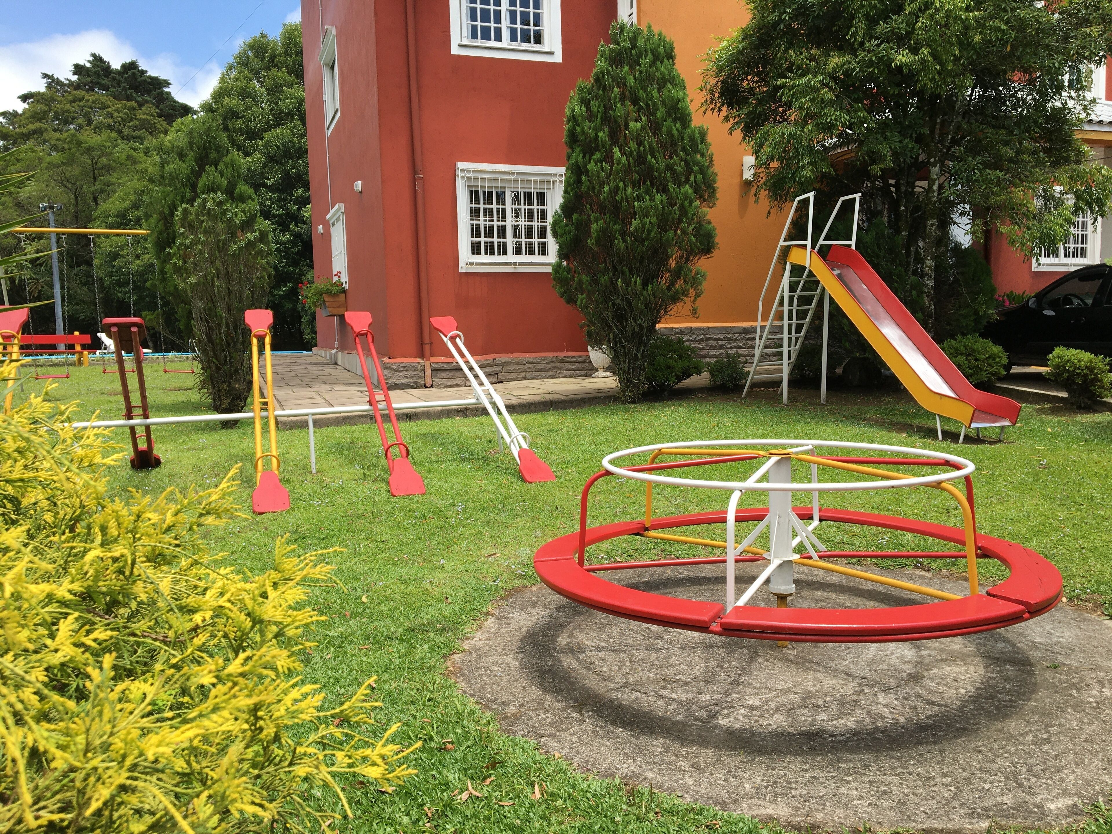 Hotel Galo Vermelho