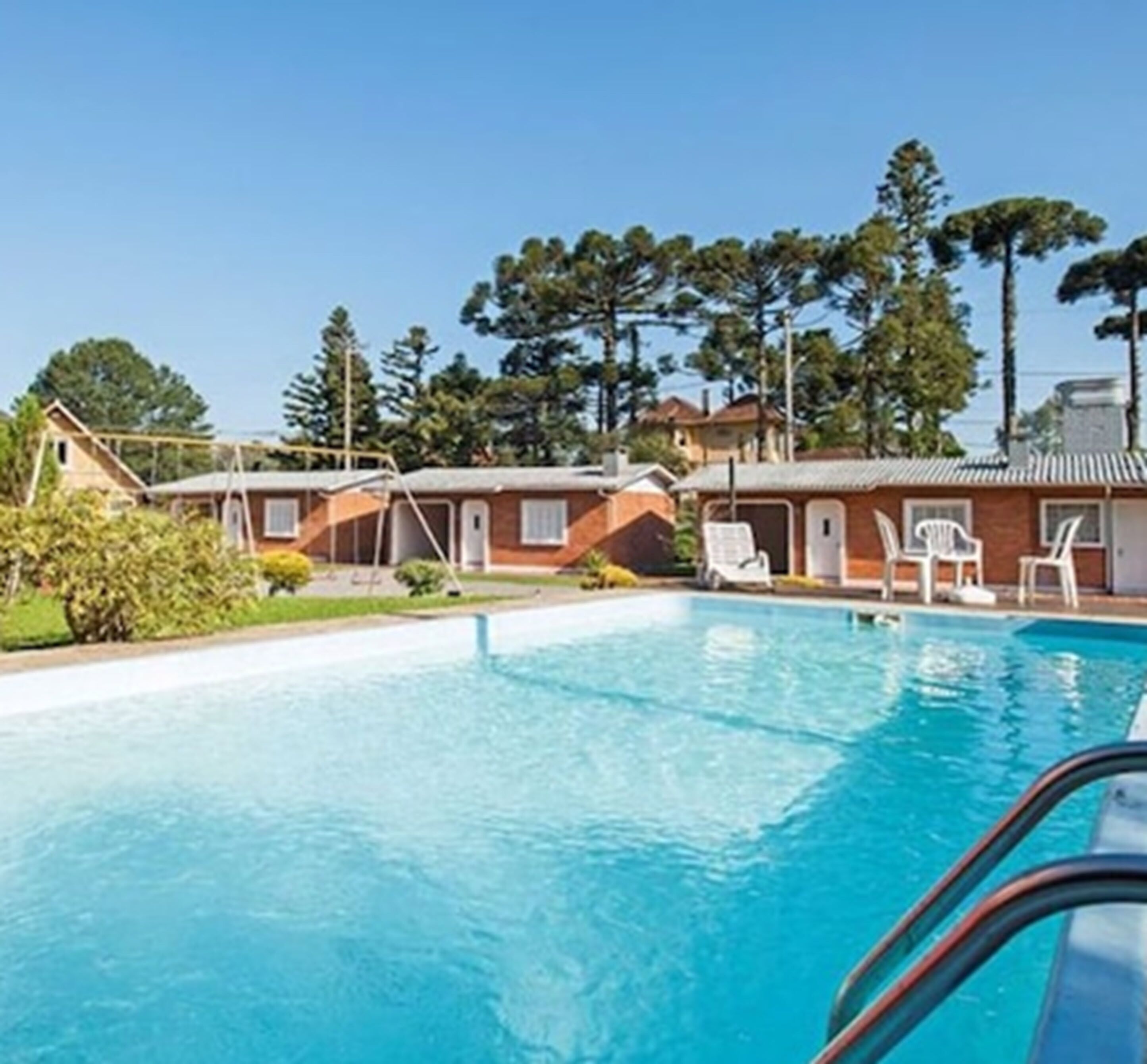Hotel Galo Vermelho