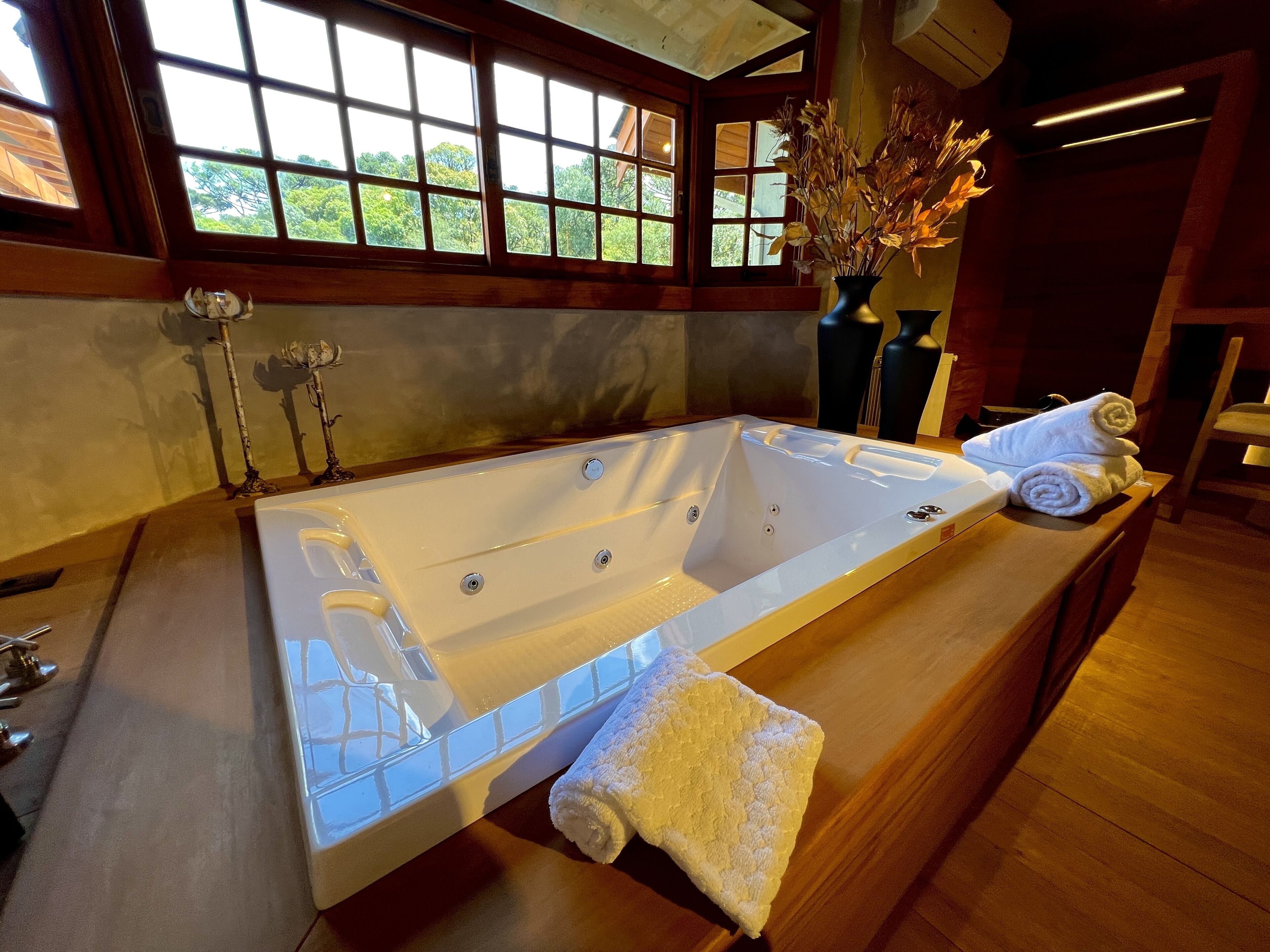 Woodstone Gramado Hotel