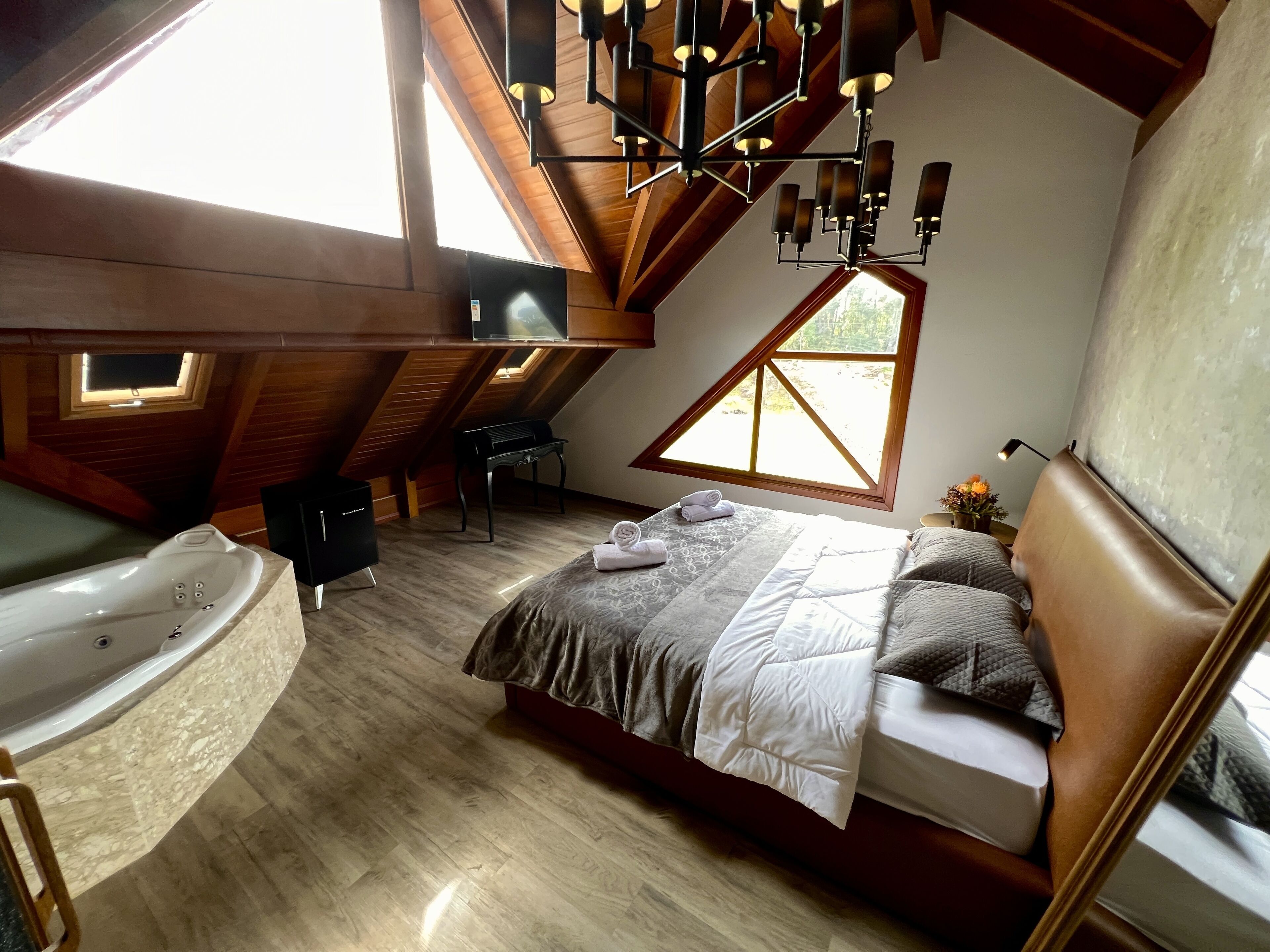 Woodstone Gramado Hotel