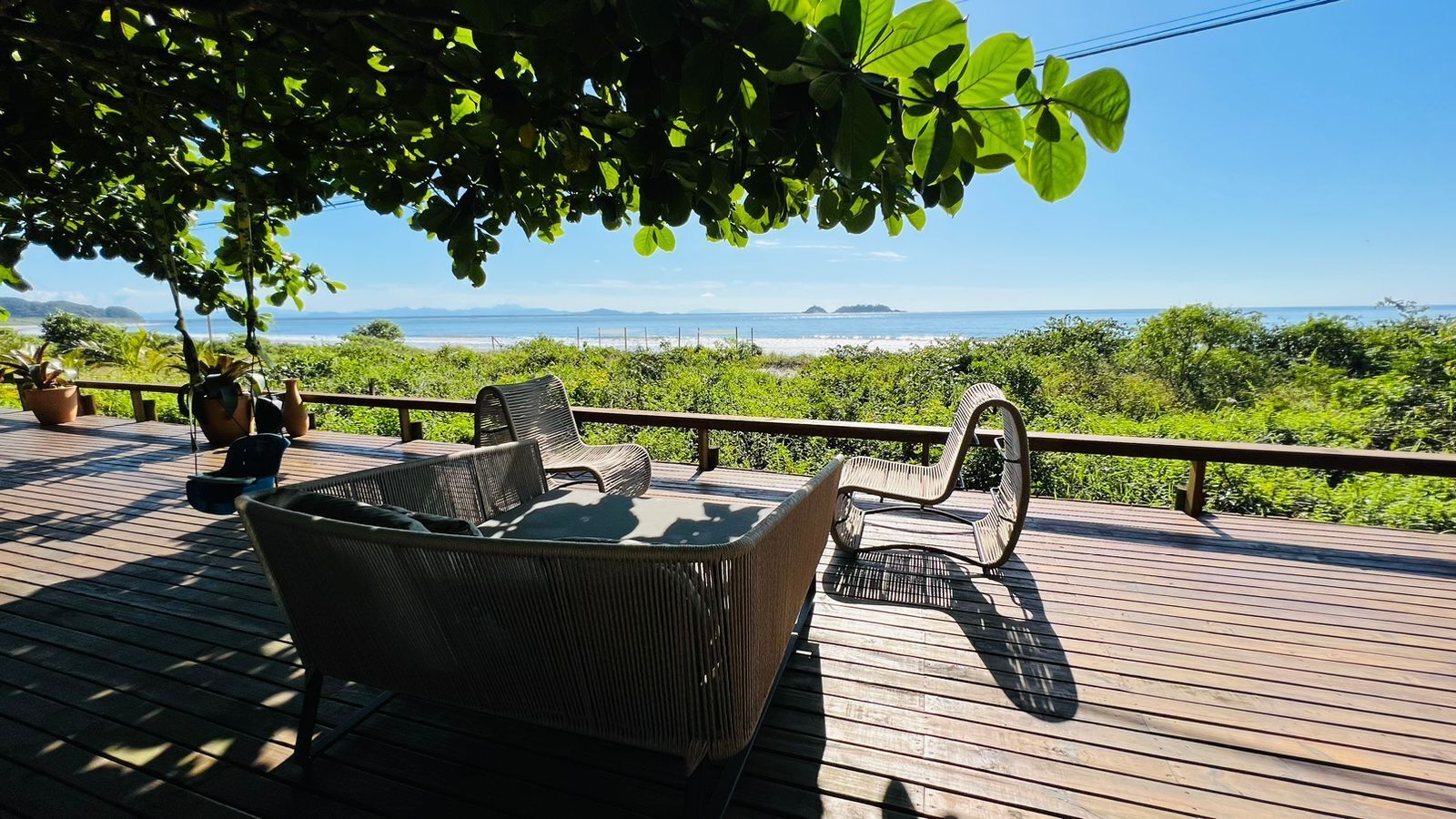 Ilha Do Mel Lodges