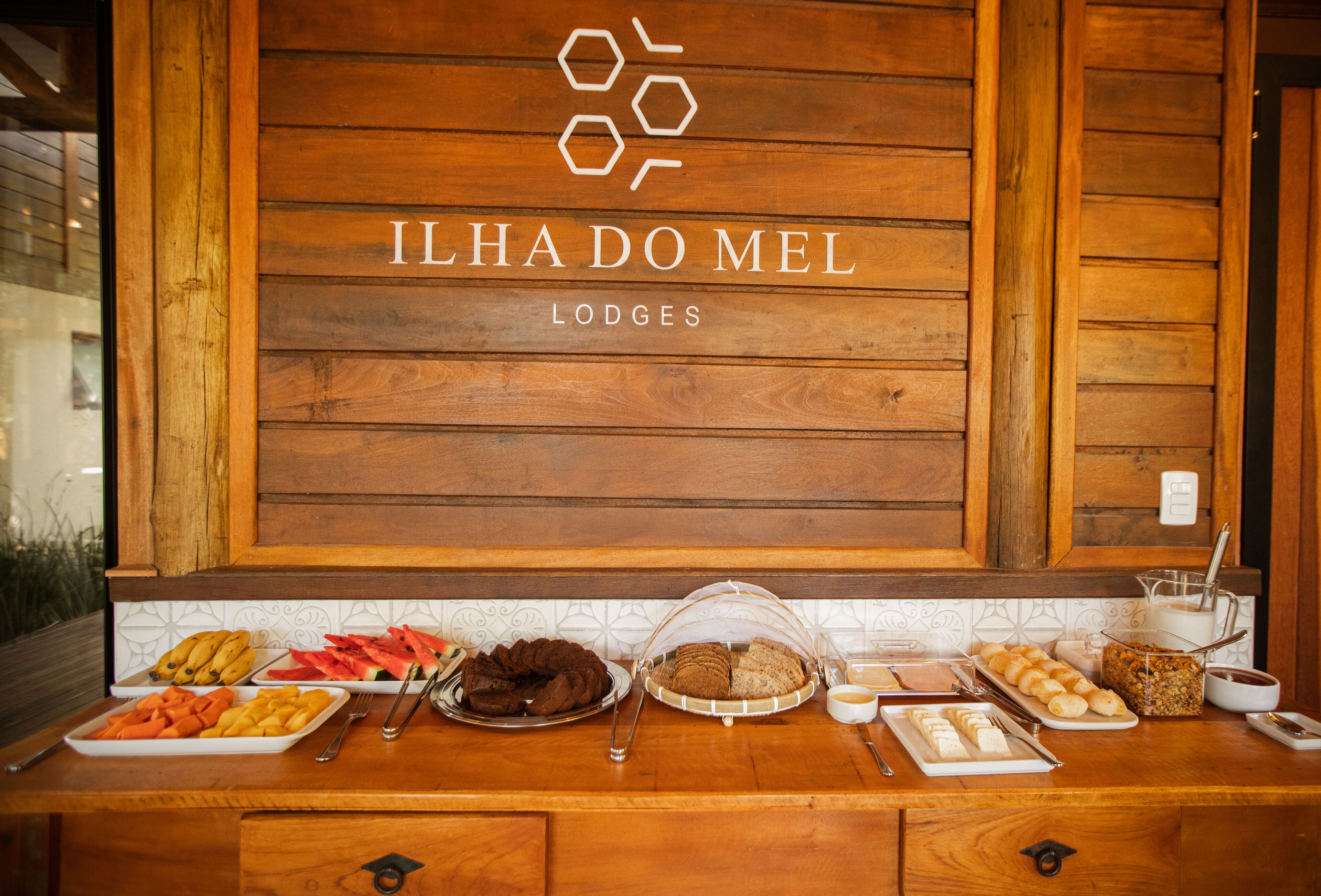 Ilha Do Mel Lodges