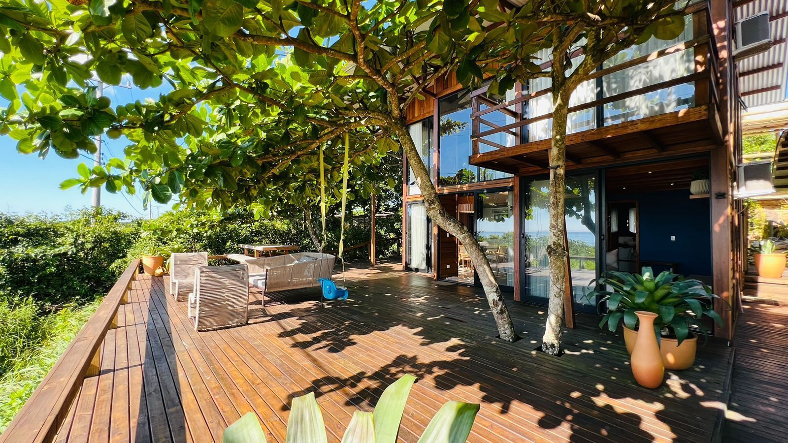 Ilha Do Mel Lodges