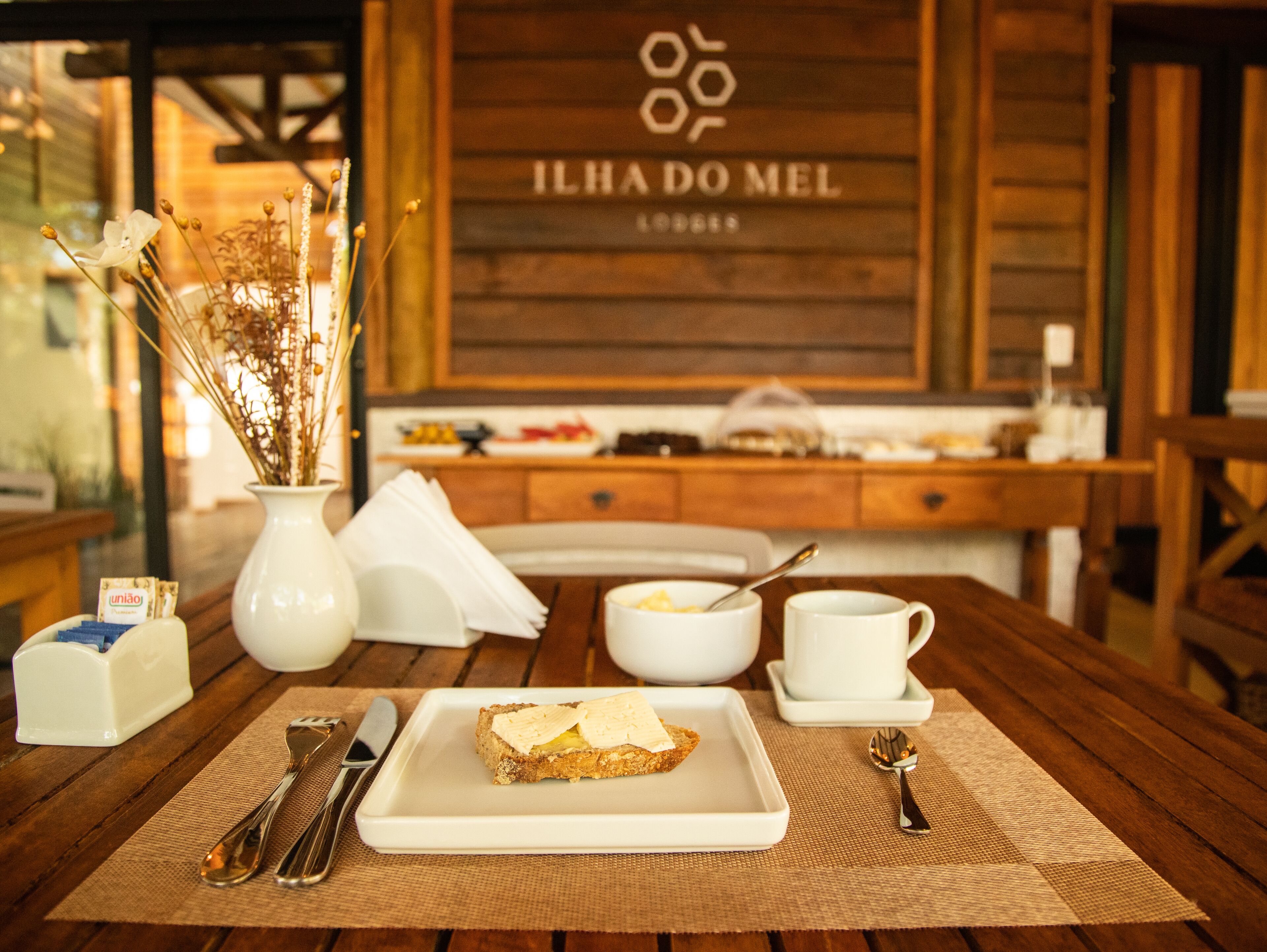 Ilha Do Mel Lodges