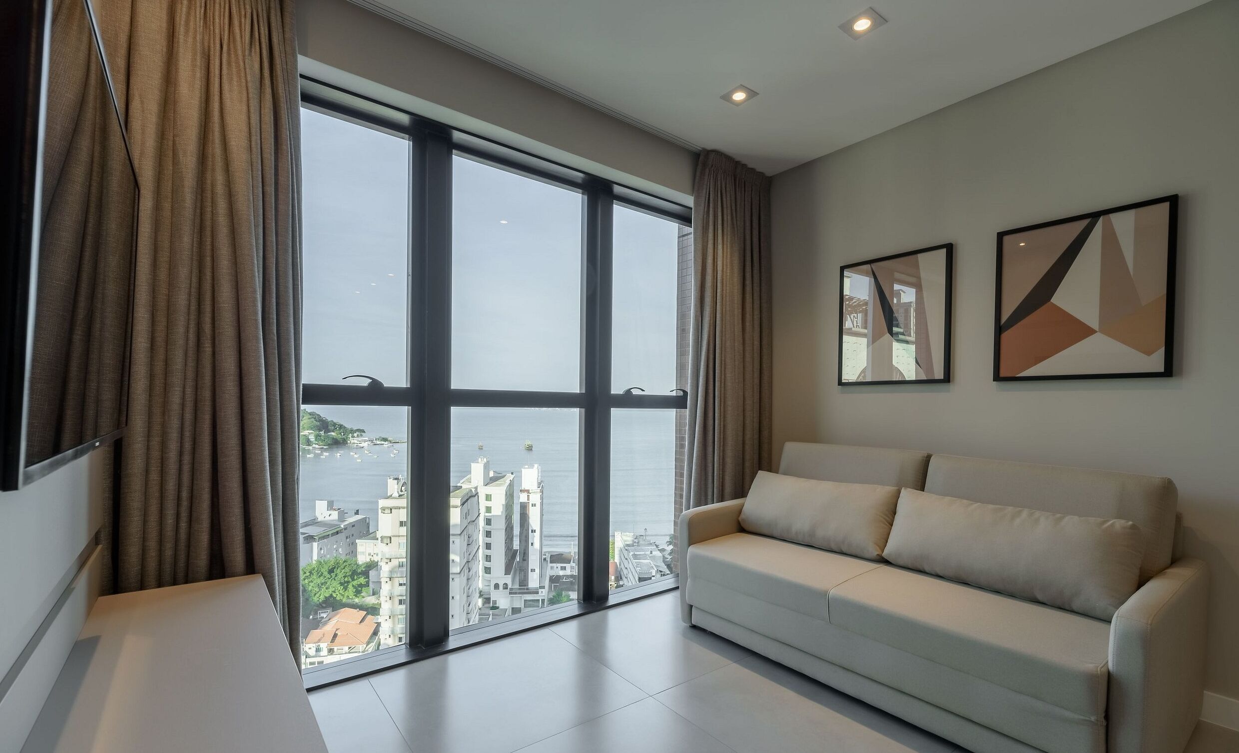 MHFs Apartamentos com Vista Mar Itapema