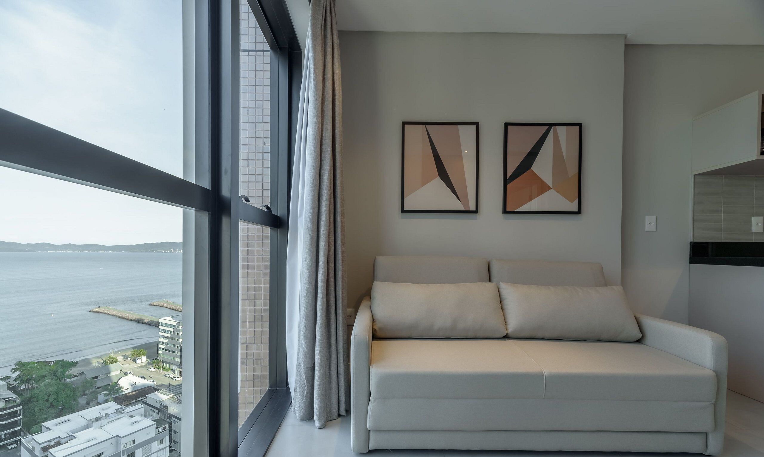 MHFs Apartamentos com Vista Mar Itapema