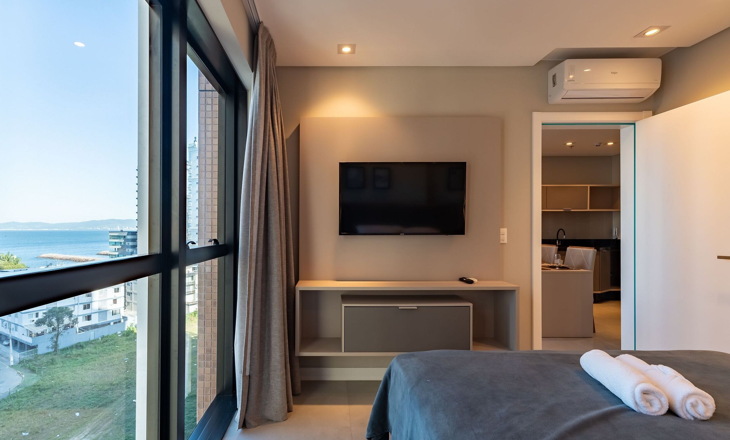 MHFs Apartamentos com Vista Mar Itapema