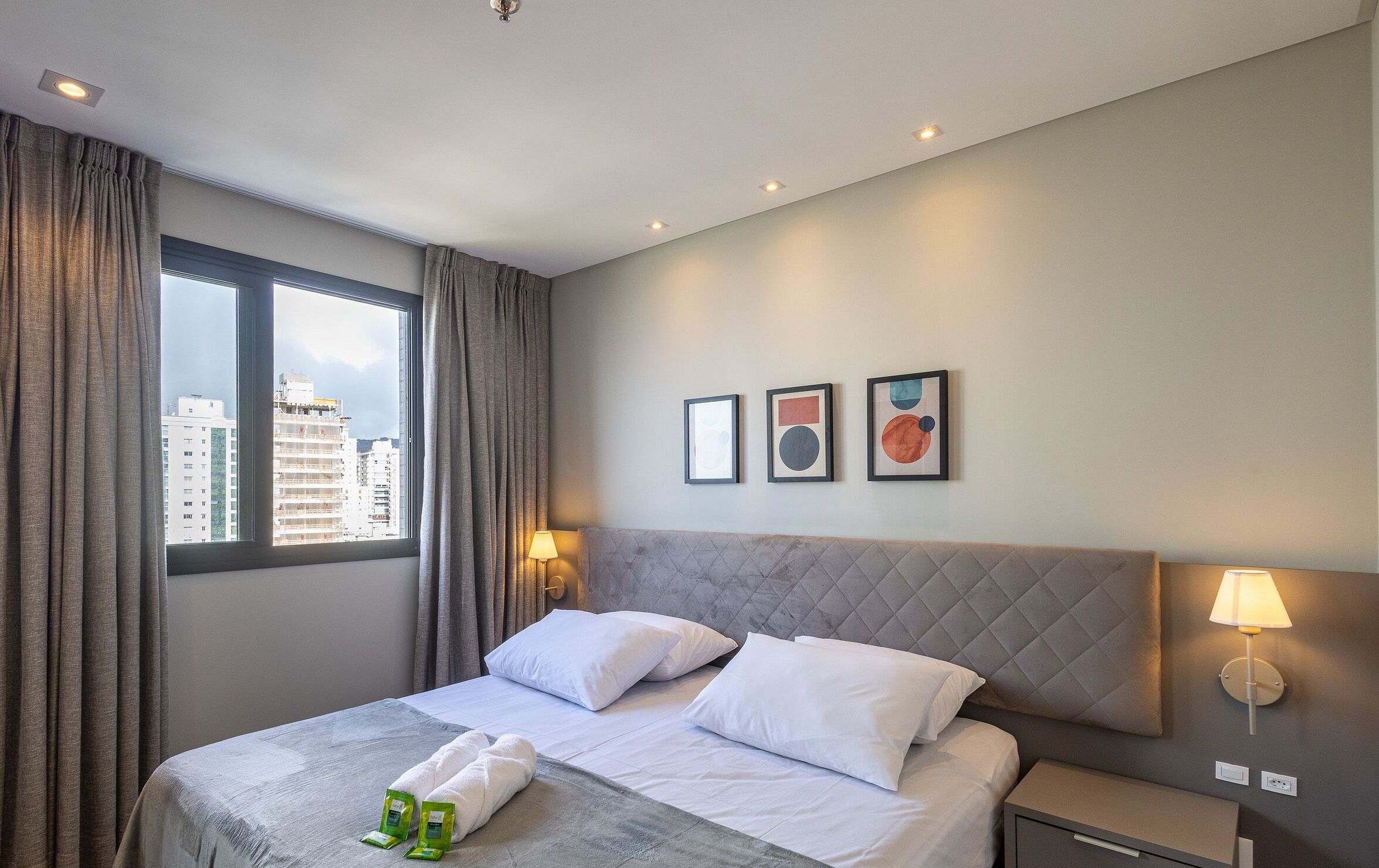 MHFs Apartamentos com Vista Mar Itapema