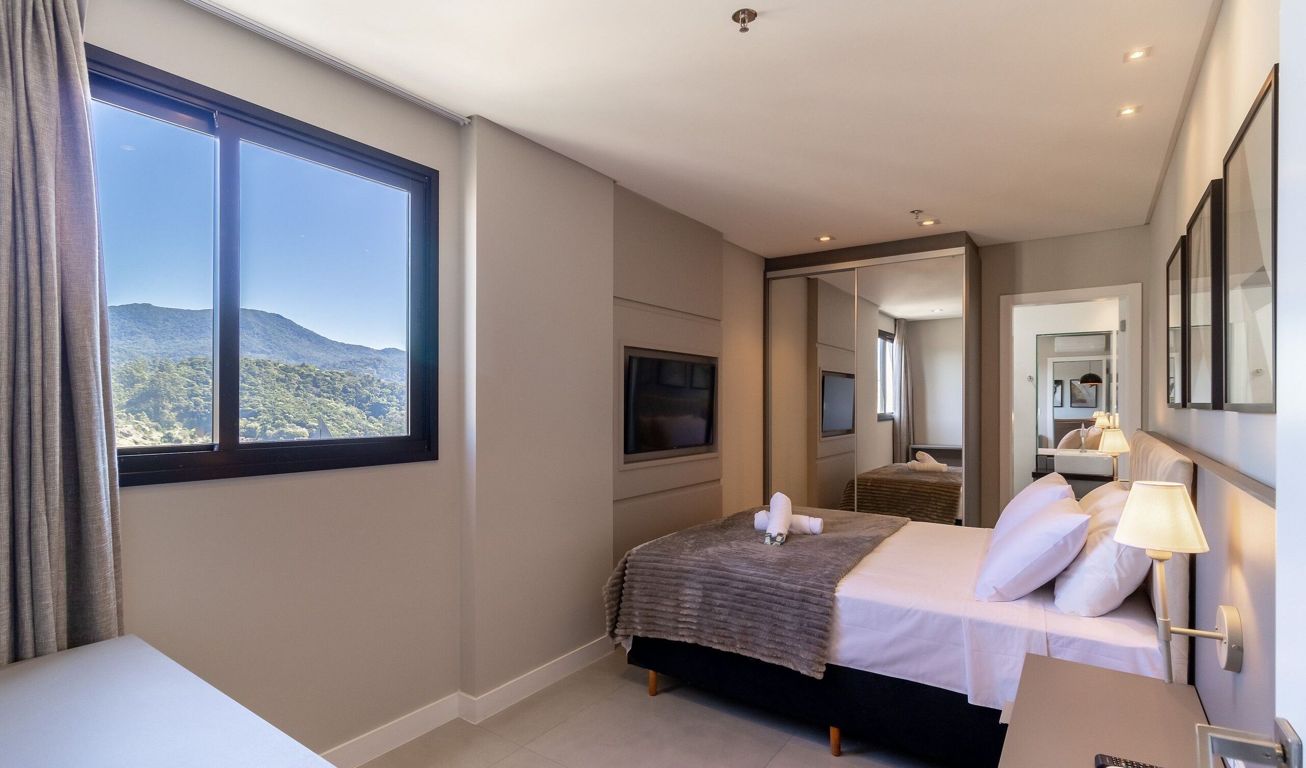 MHFs Apartamentos com Vista Mar Itapema