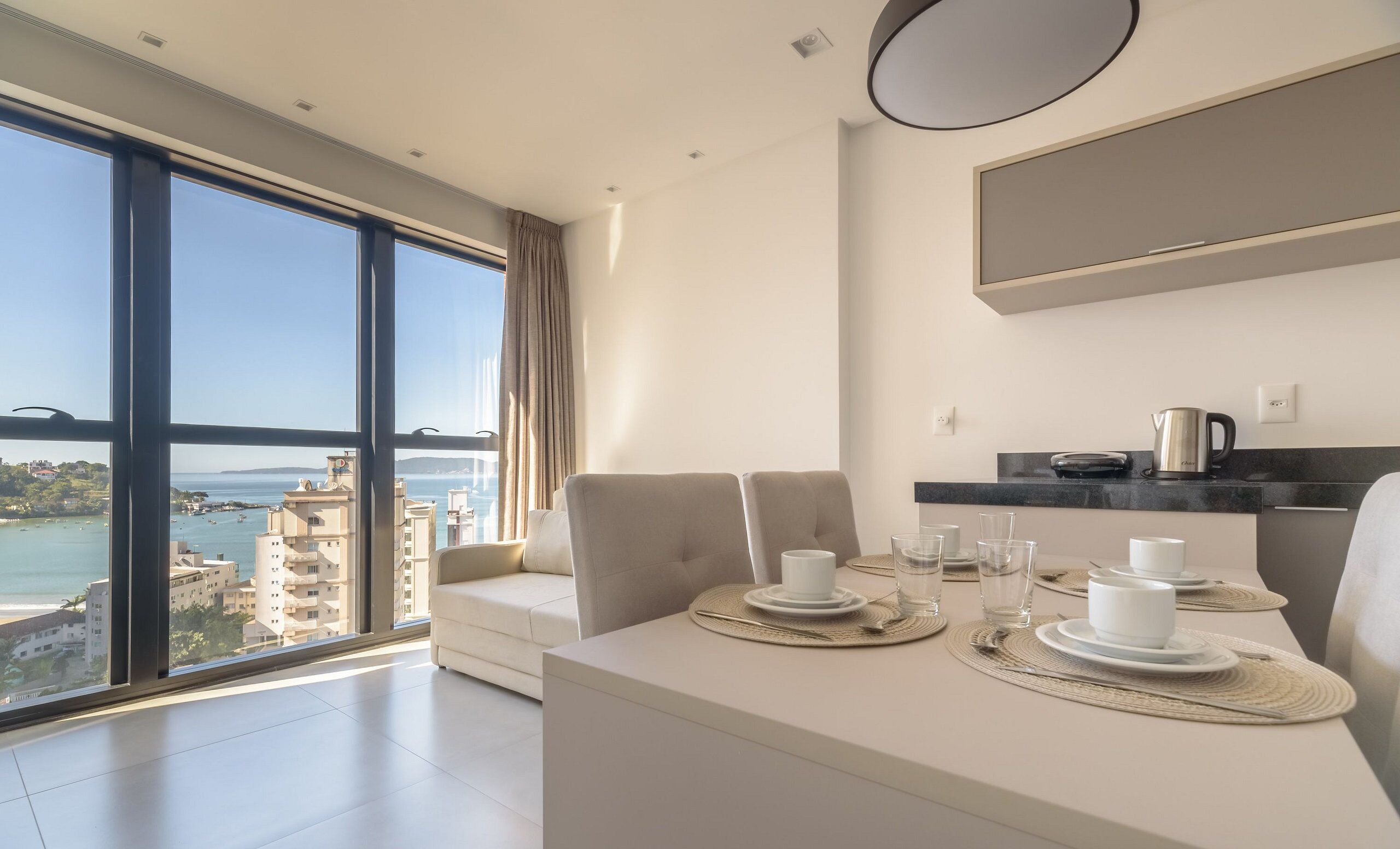 MHFs Apartamentos com Vista Mar Itapema