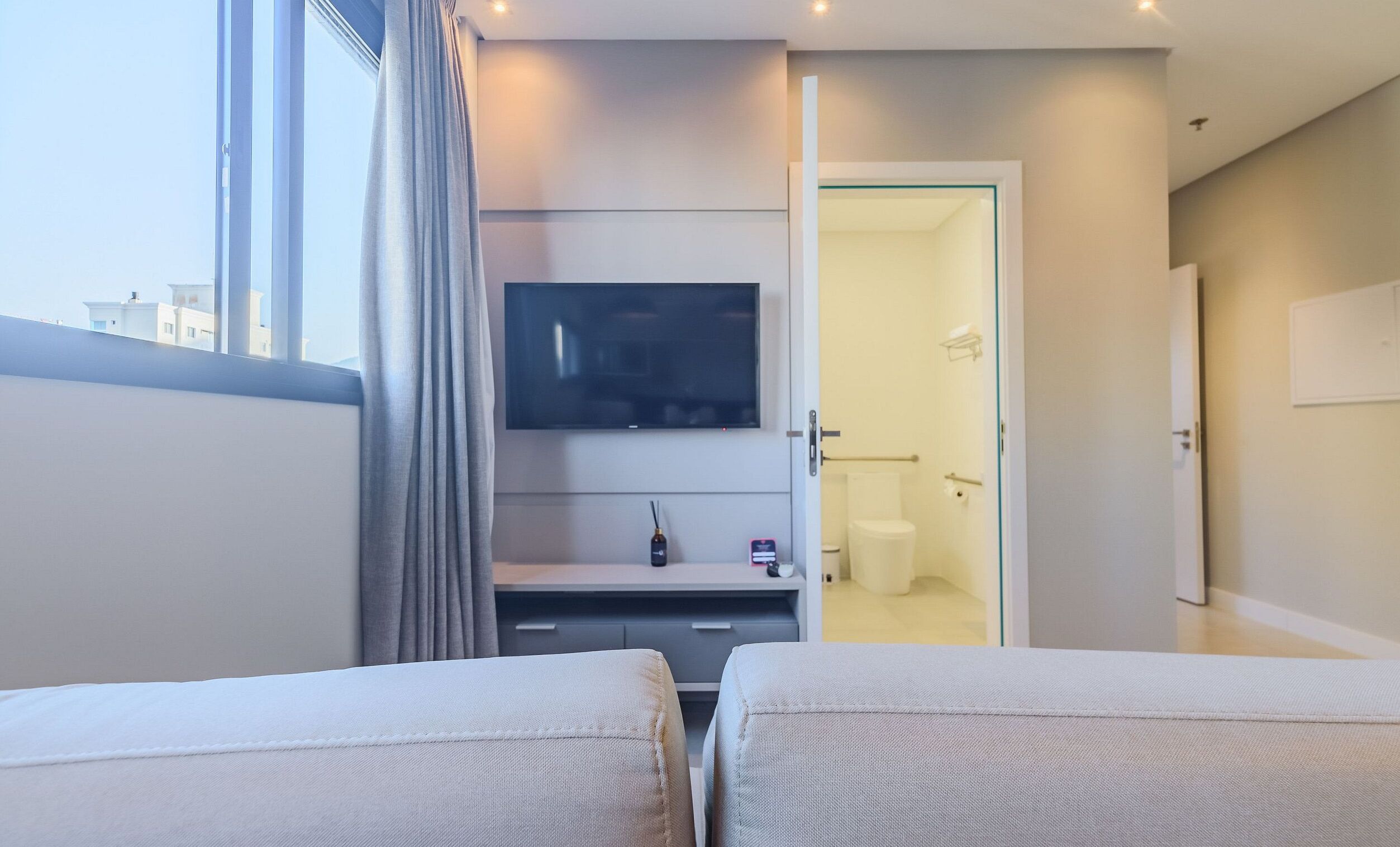 MHFs Apartamentos com Vista Mar Itapema