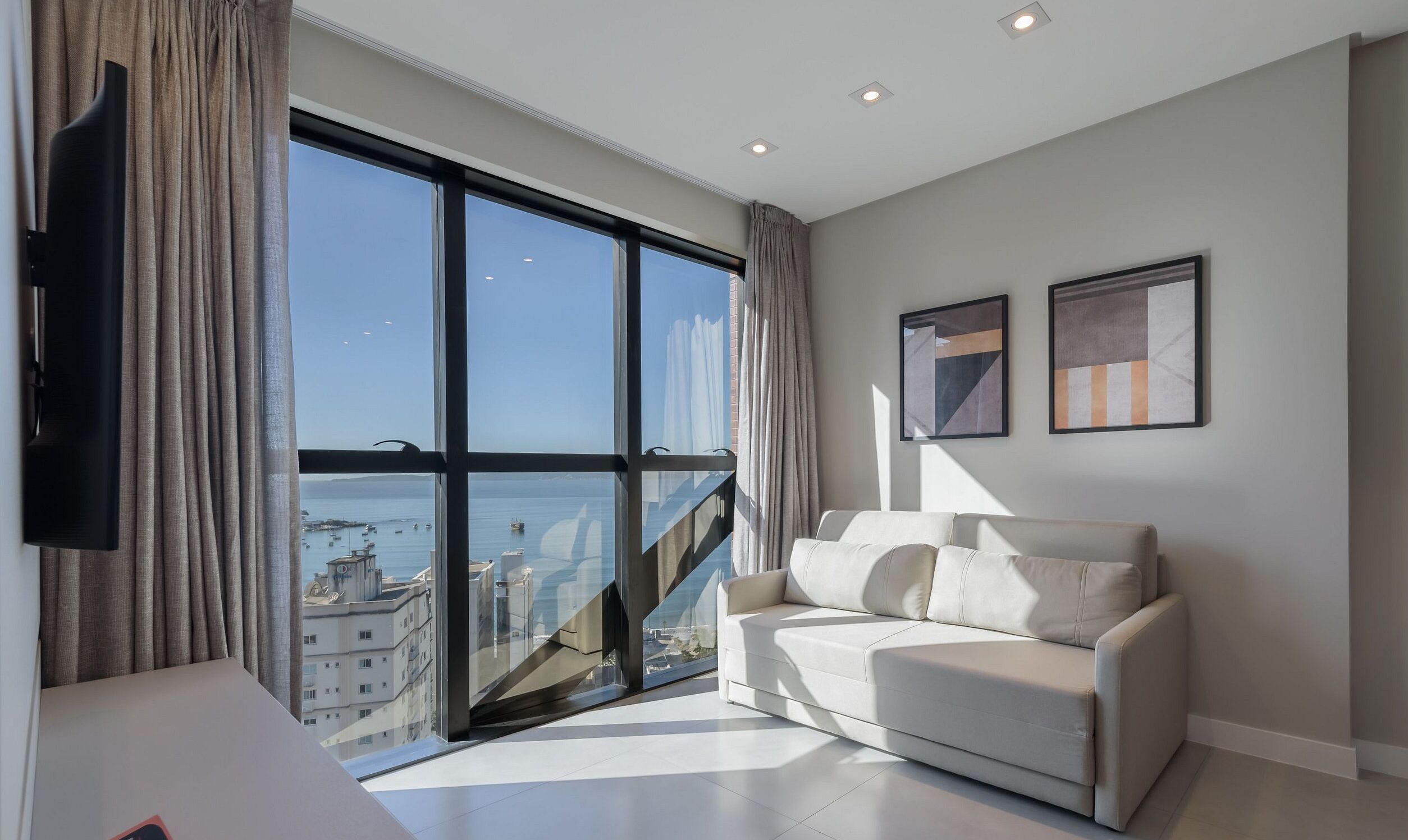 MHFs Apartamentos com Vista Mar Itapema