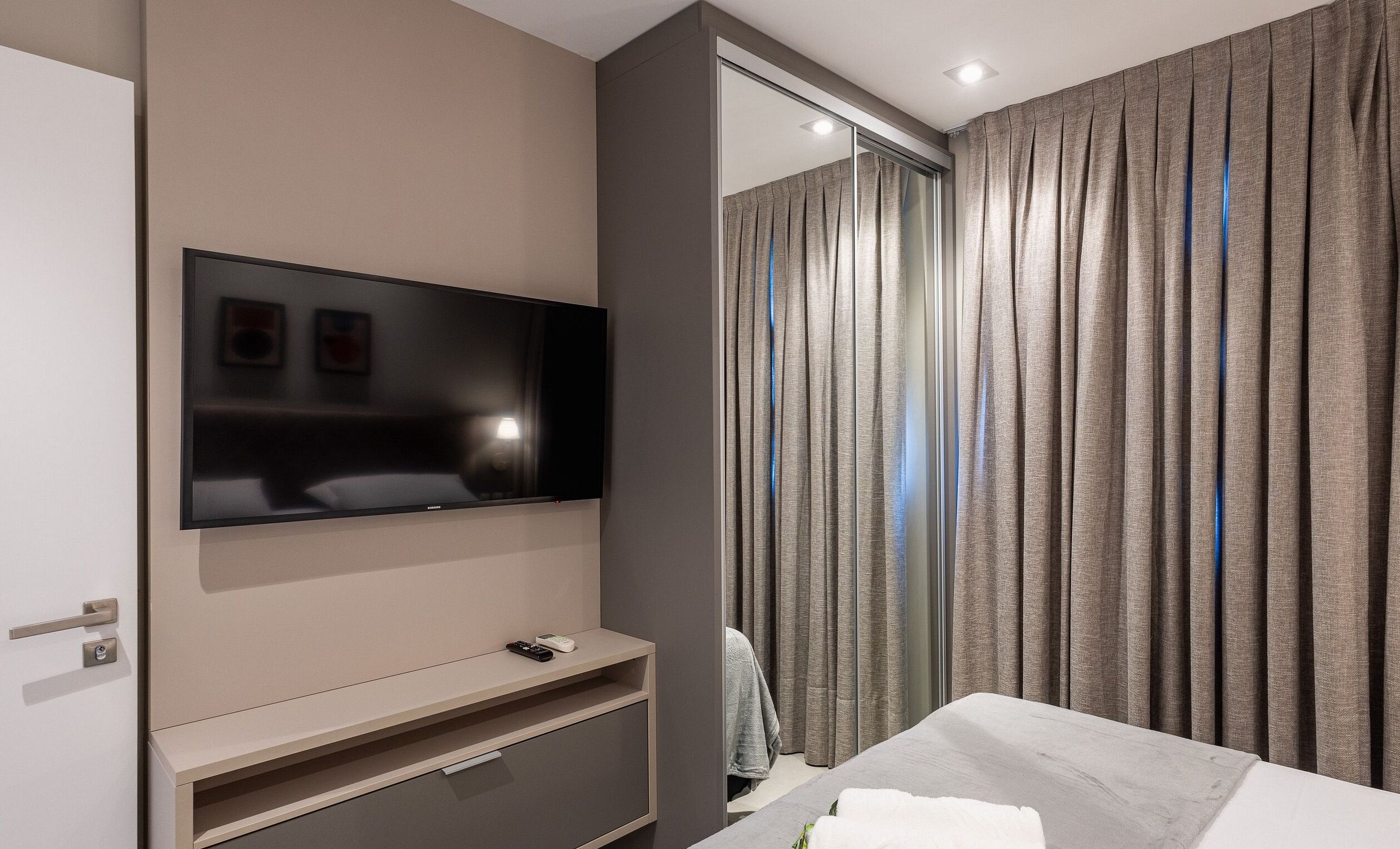 MHFs Apartamentos com Vista Mar Itapema