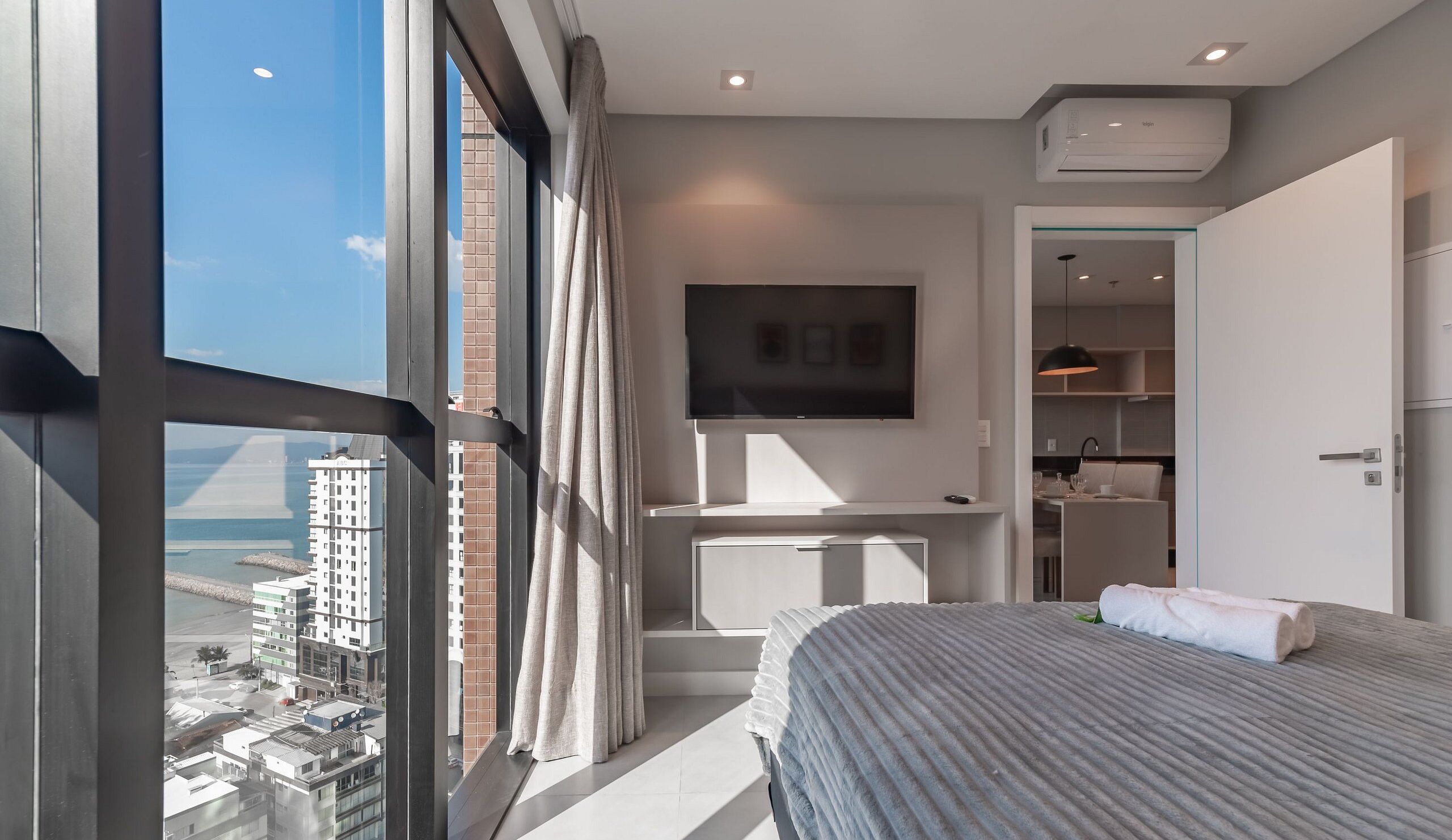 MHFs Apartamentos com Vista Mar Itapema