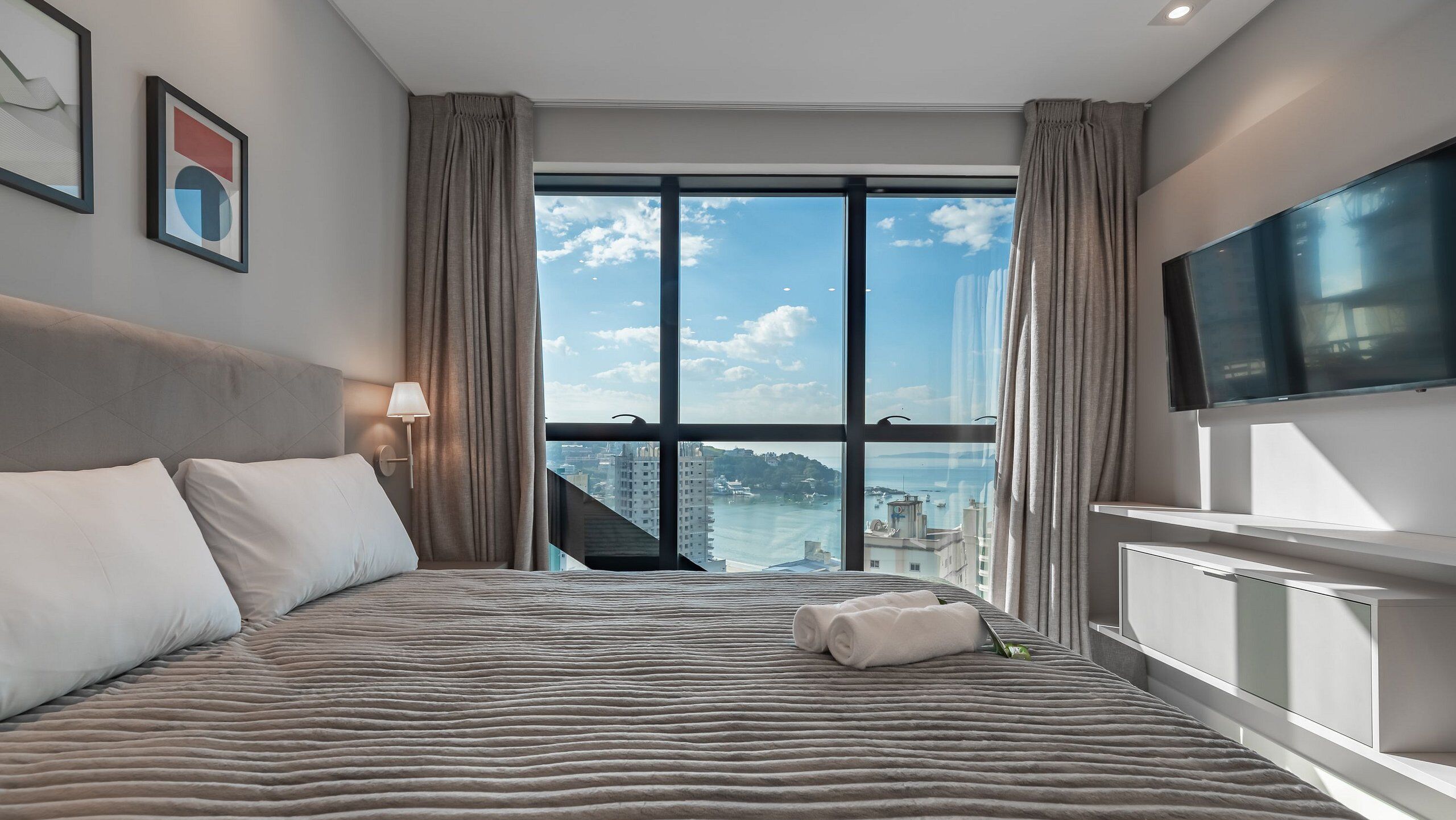 MHFs Apartamentos com Vista Mar Itapema