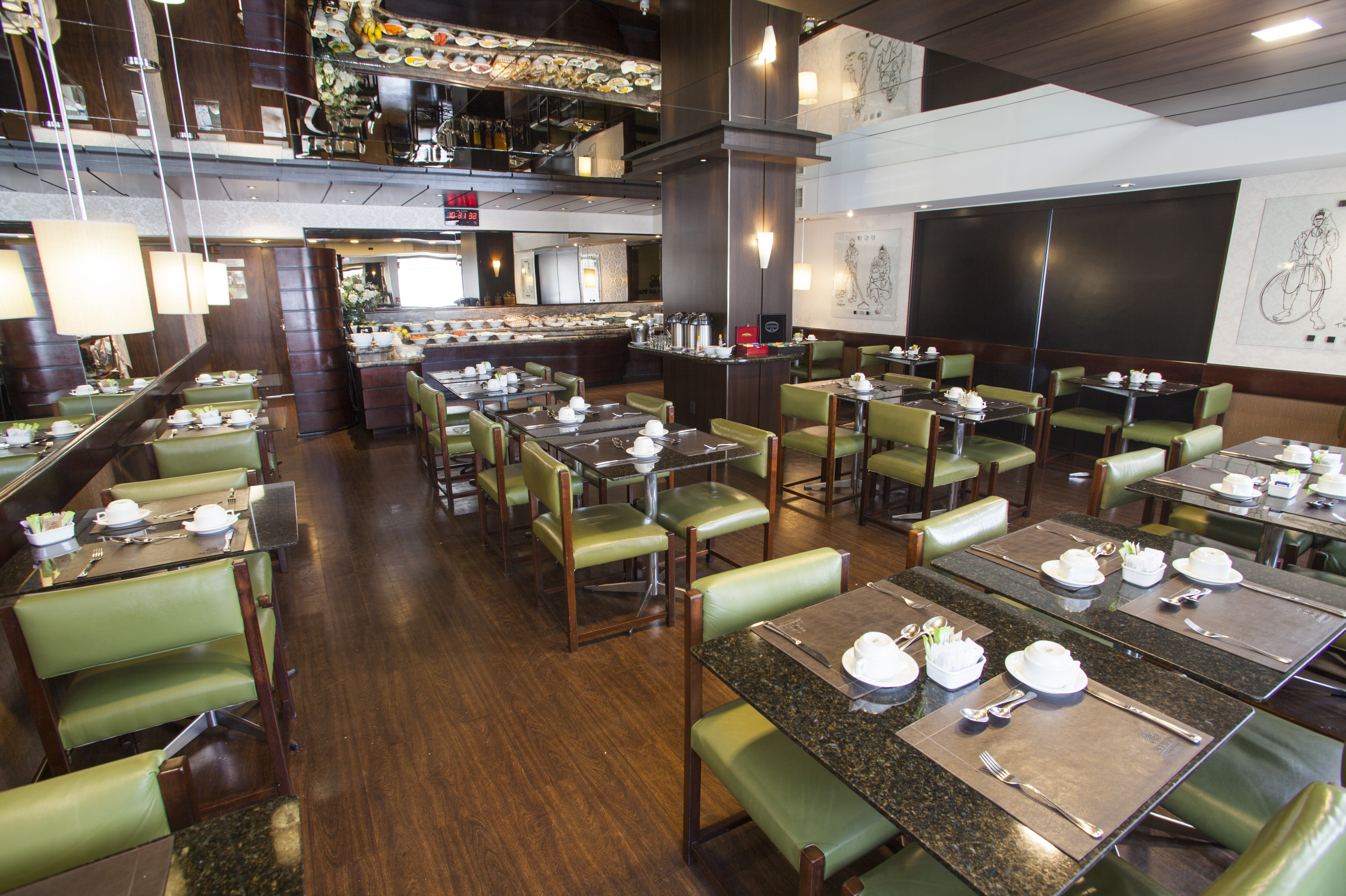 Bourbon Londrina Business