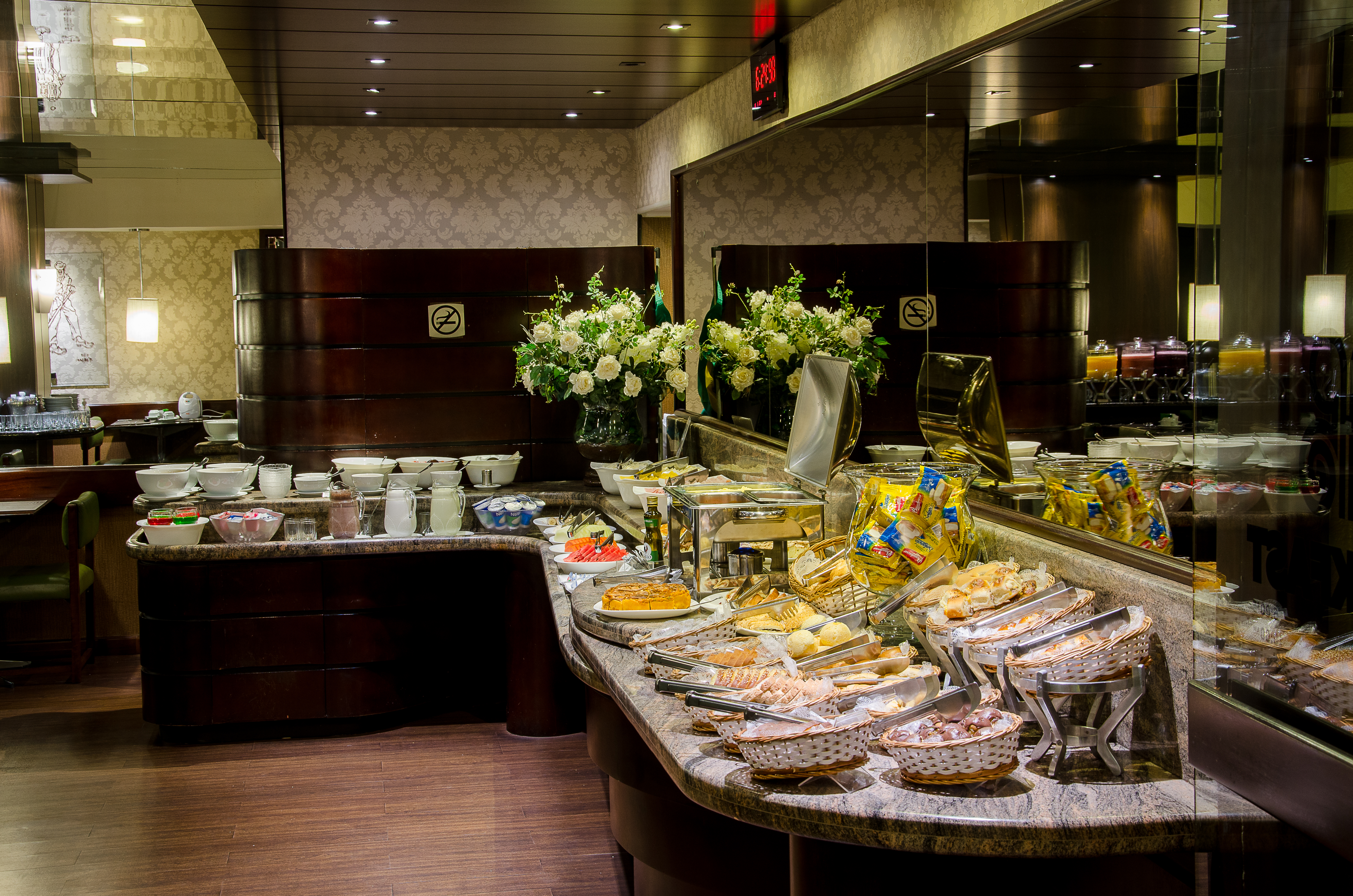 Bourbon Londrina Business