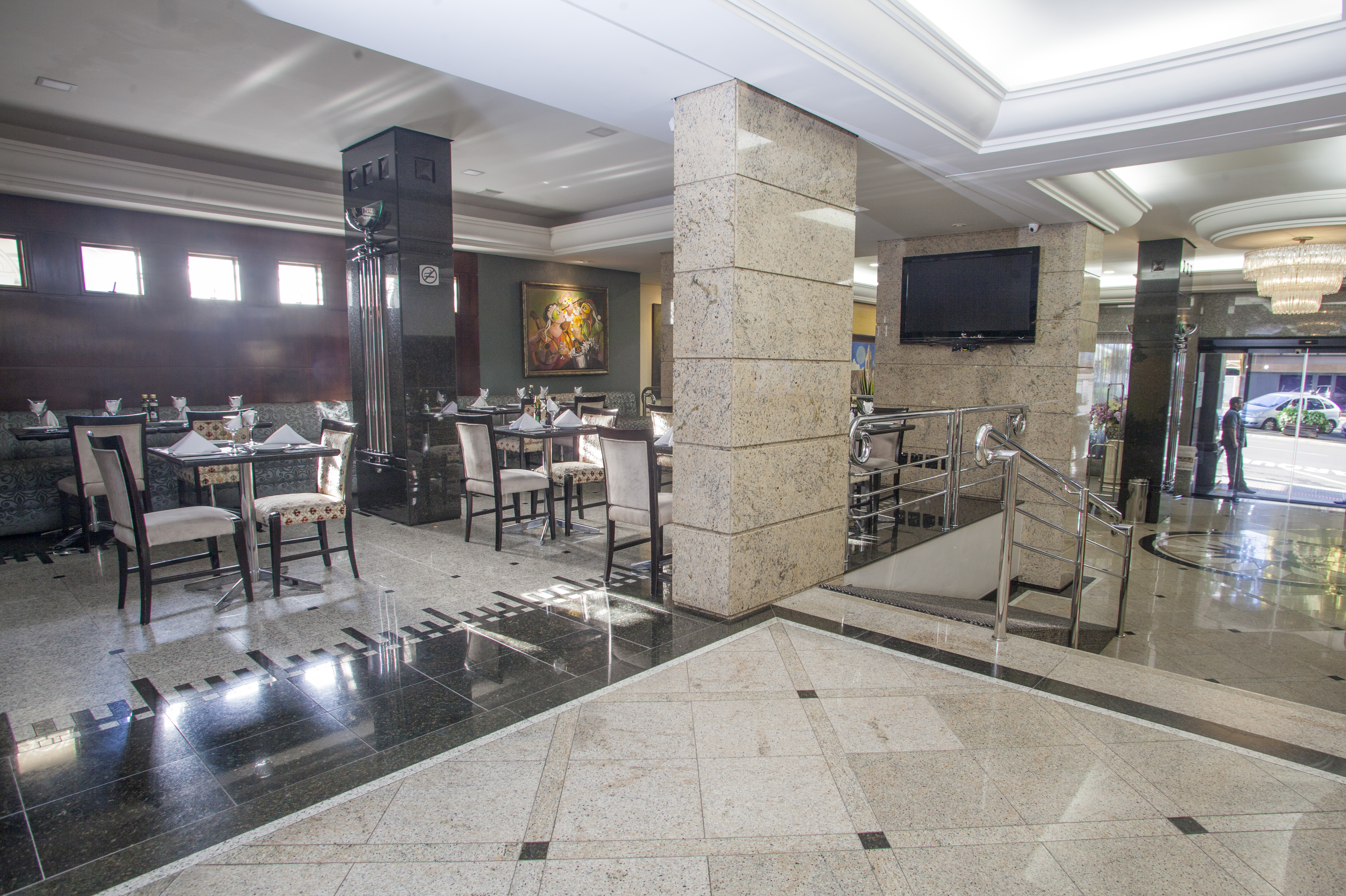 Bourbon Londrina Business