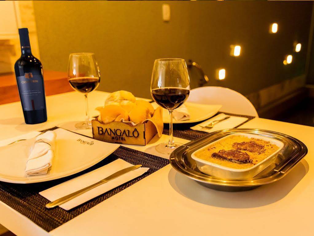 Bangalô Motel