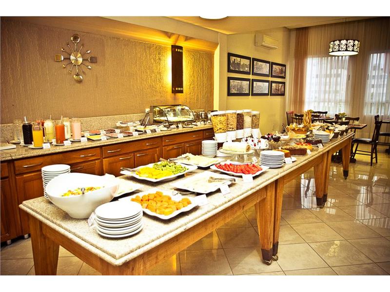 Altadomo Hotel