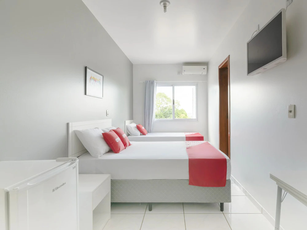 Teuthos Hotel by OYO Rooms