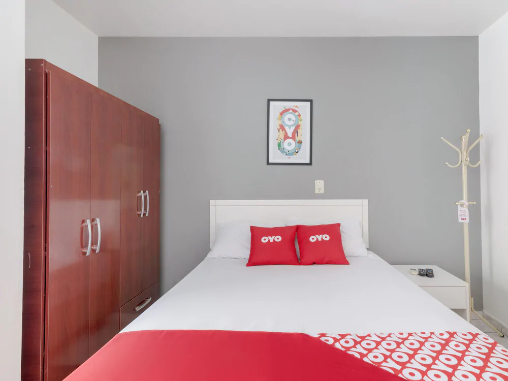 Teuthos Hotel by OYO Rooms