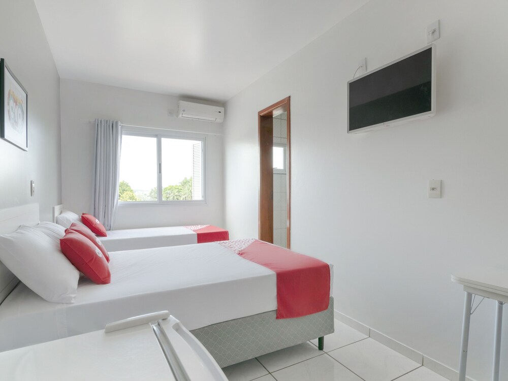 Teuthos Hotel by OYO Rooms