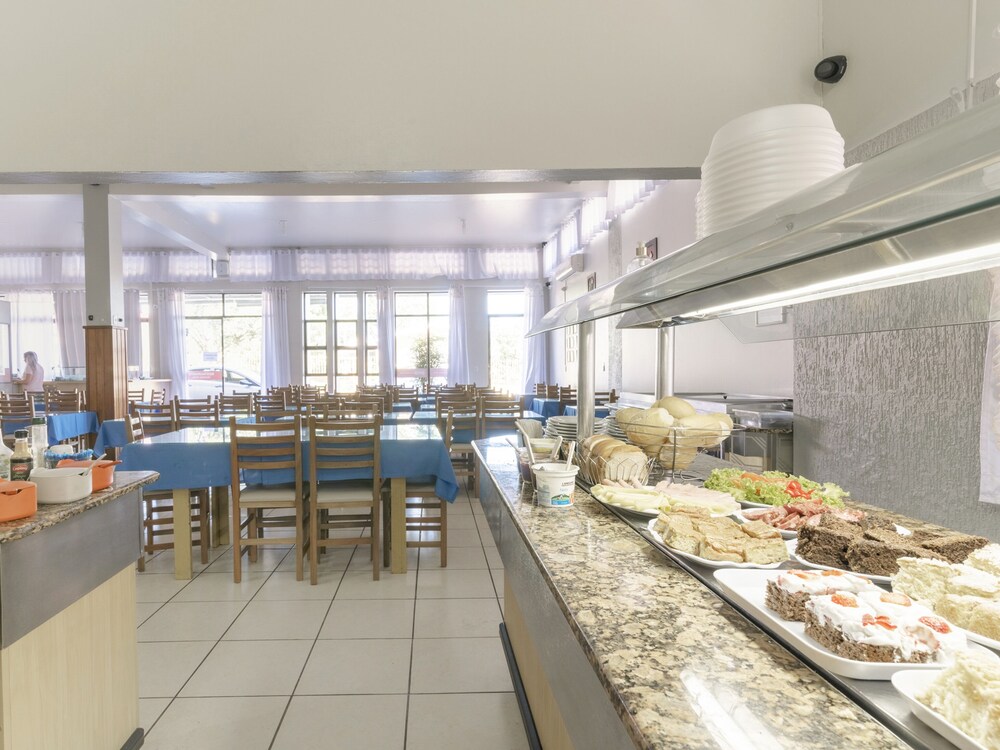 Teuthos Hotel by OYO Rooms