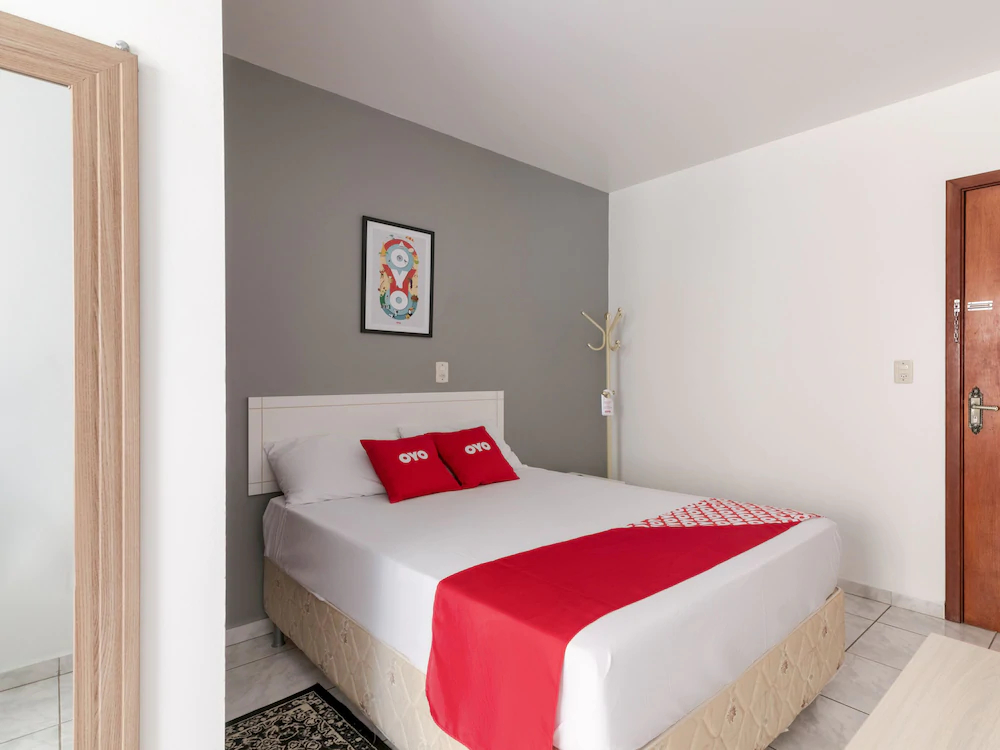 Teuthos Hotel by OYO Rooms