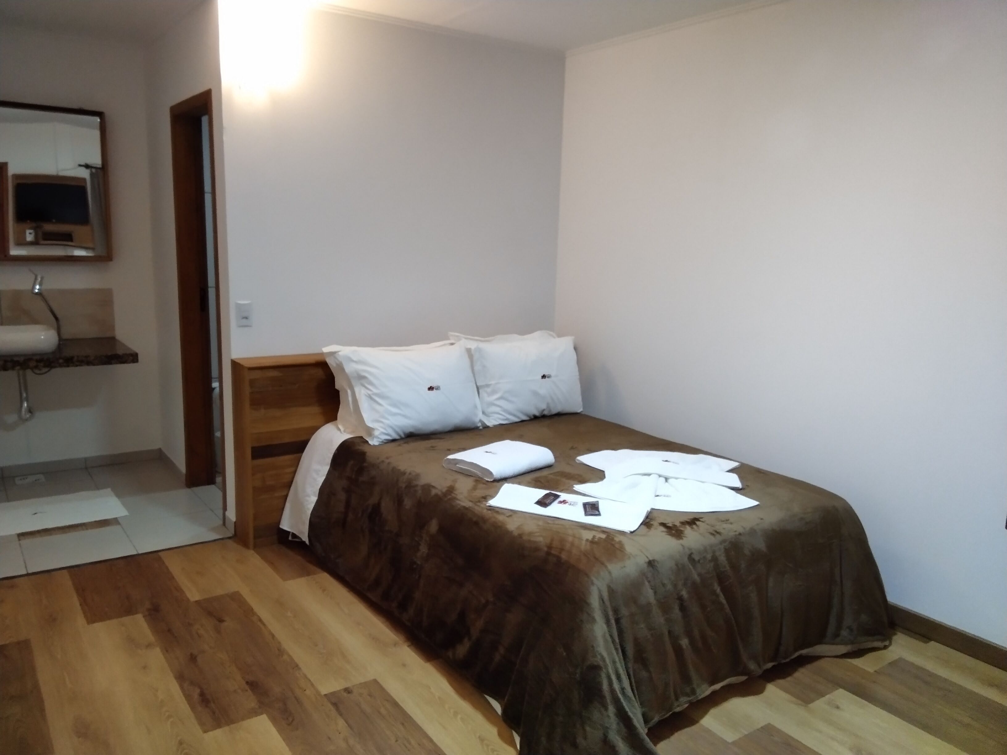 Hibisco Home Hotel