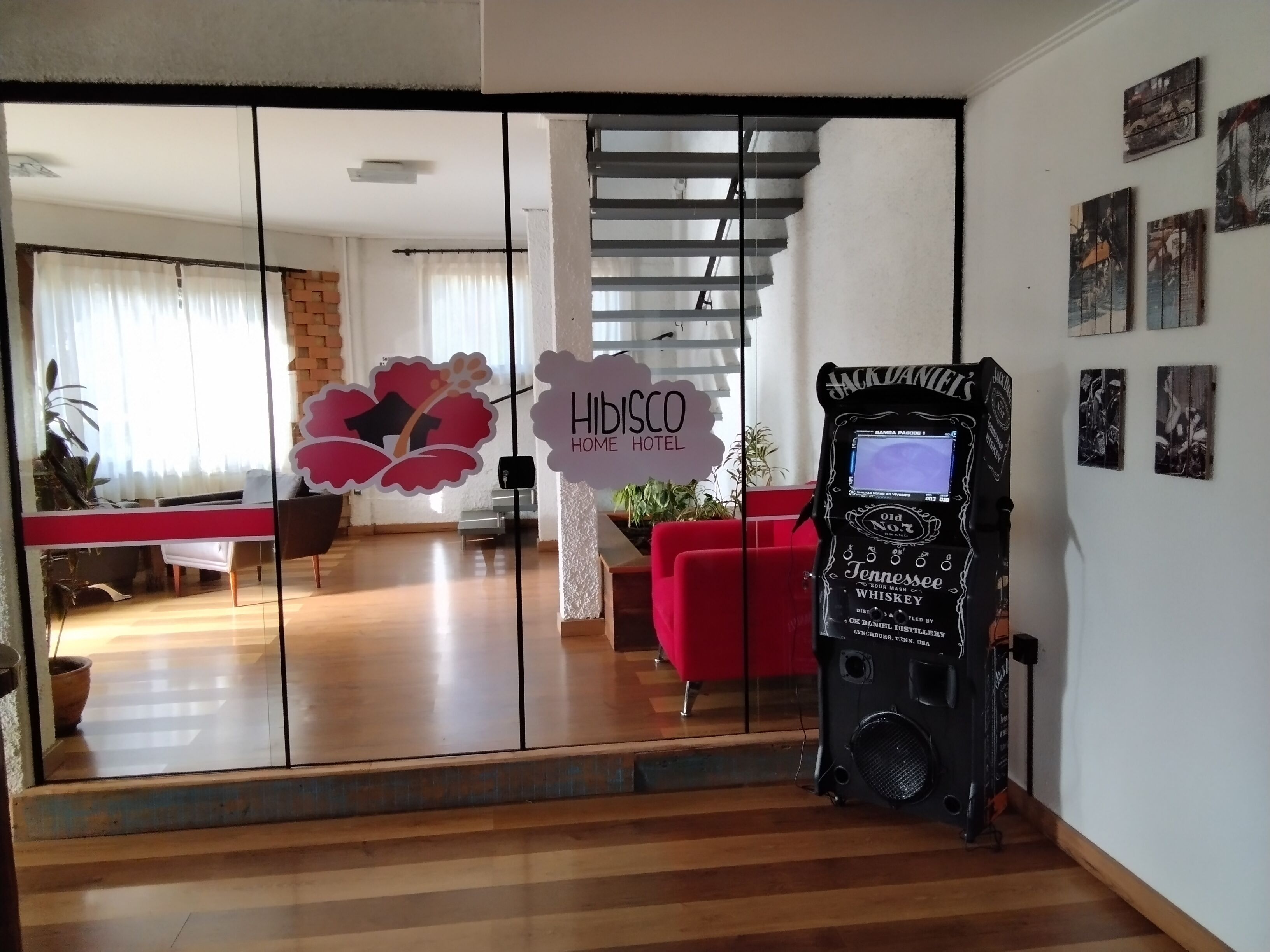Hibisco Home Hotel