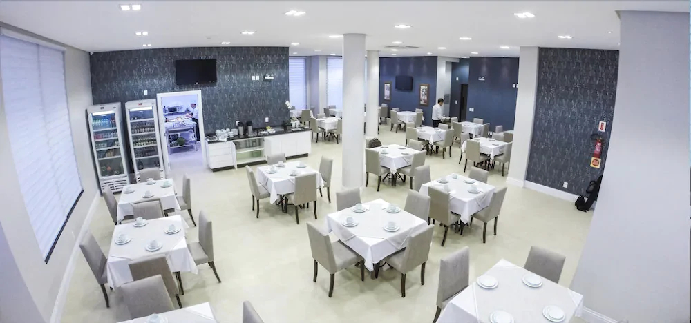 Seville Park Hotel