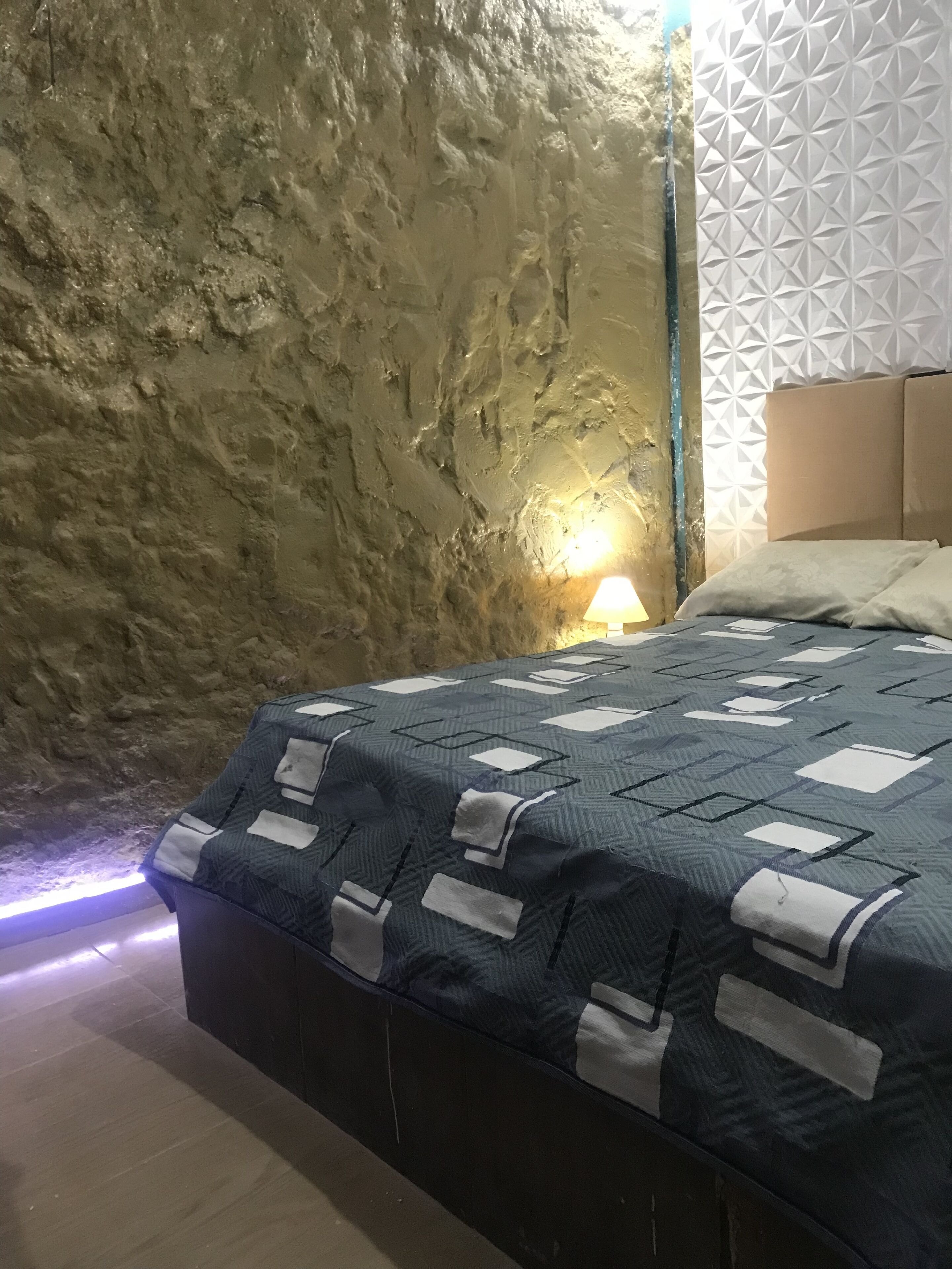 Diamond Hostel