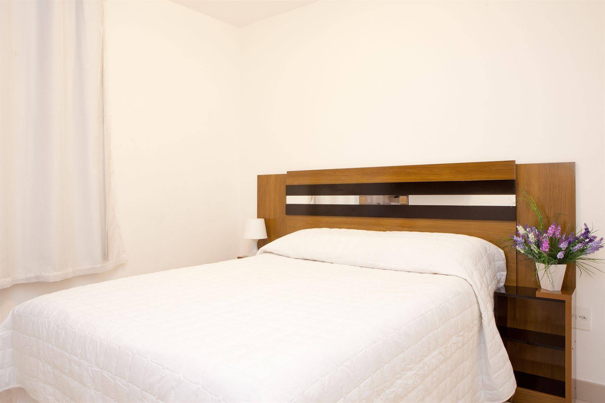 HMG Suites Inn Rio
