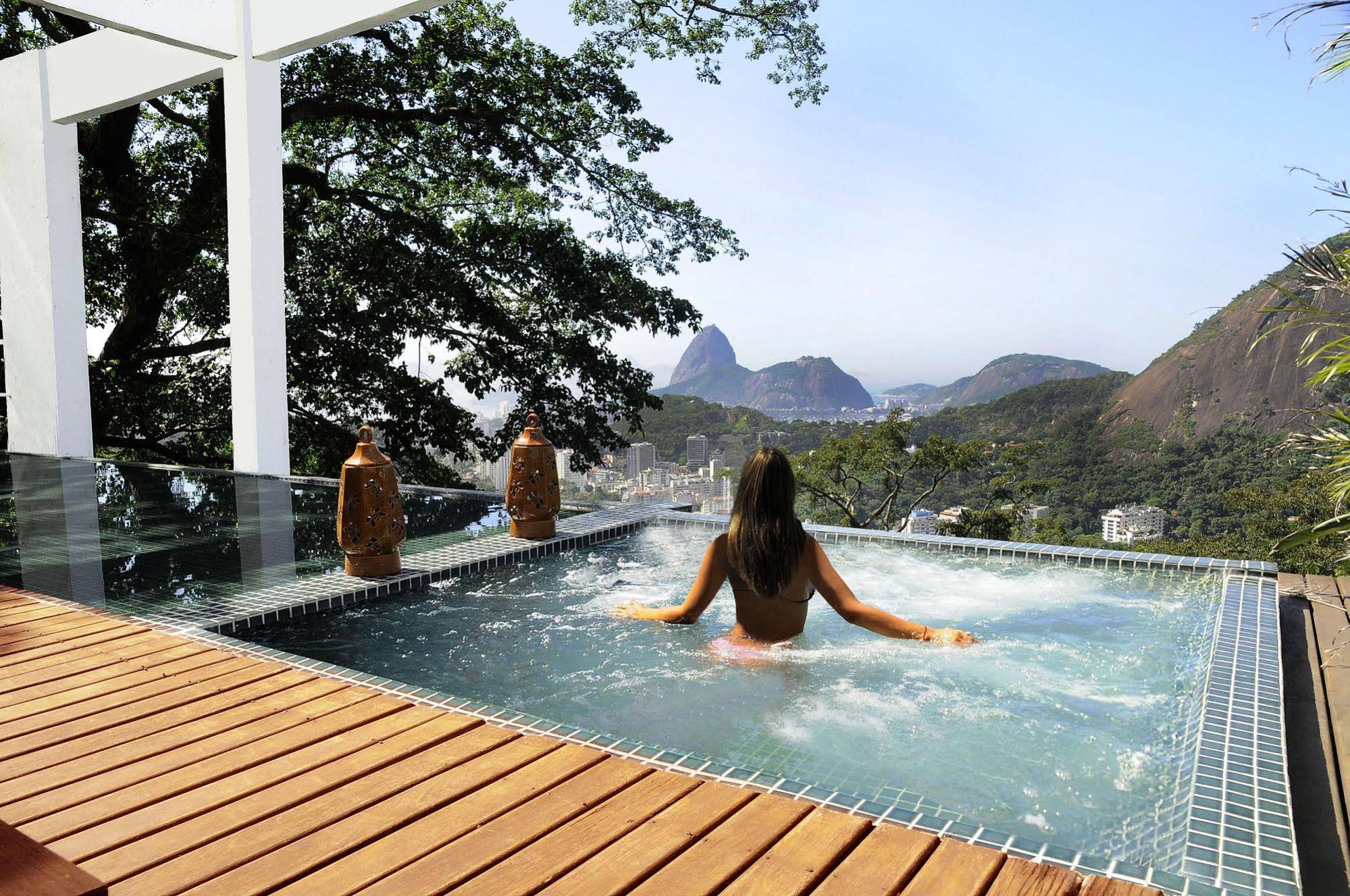 Altos de Santa Teresa Guest House