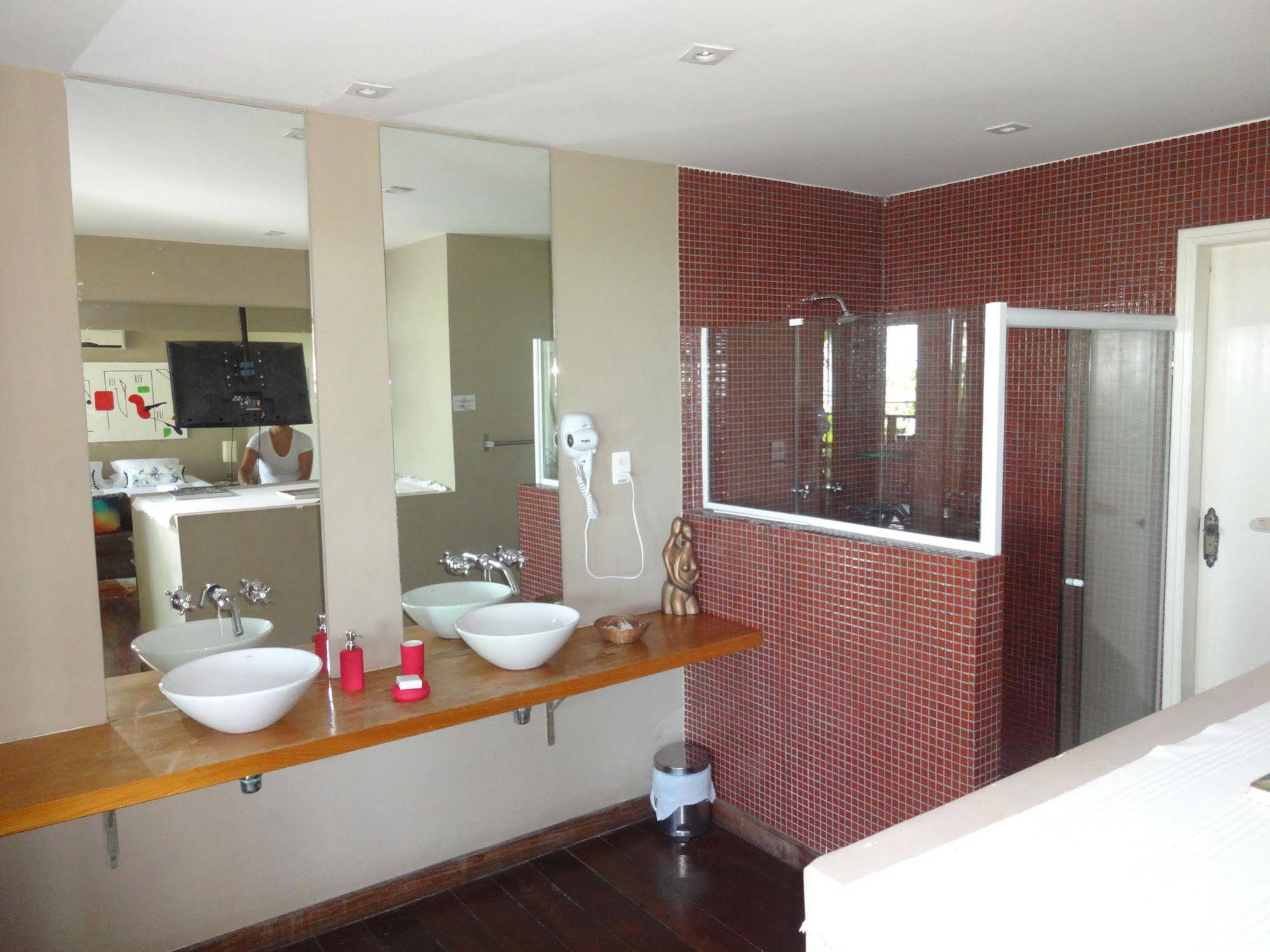 Altos de Santa Teresa Guest House